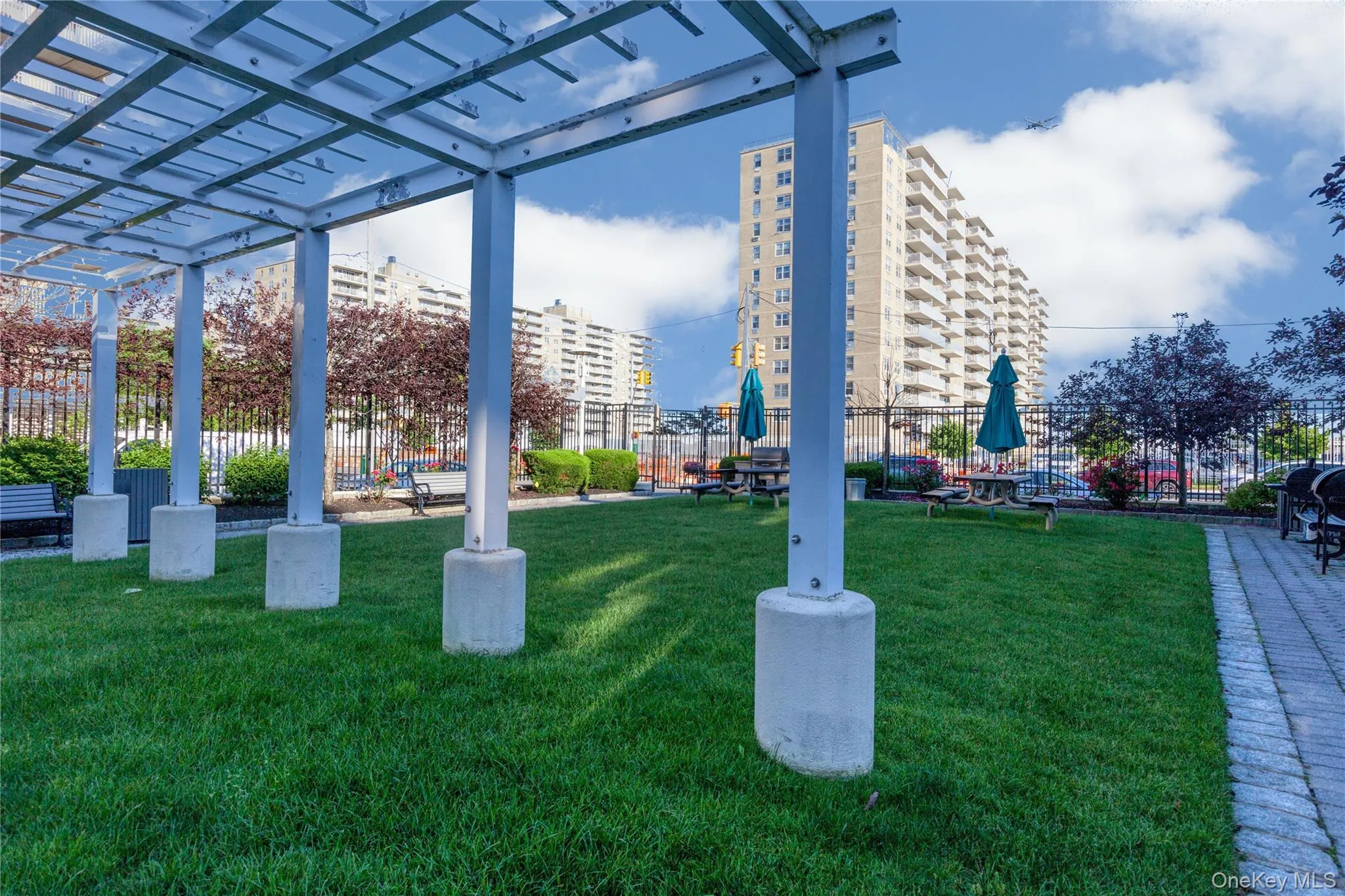 Welcoming OutdoorSpace Welcoming OutdoorSpace