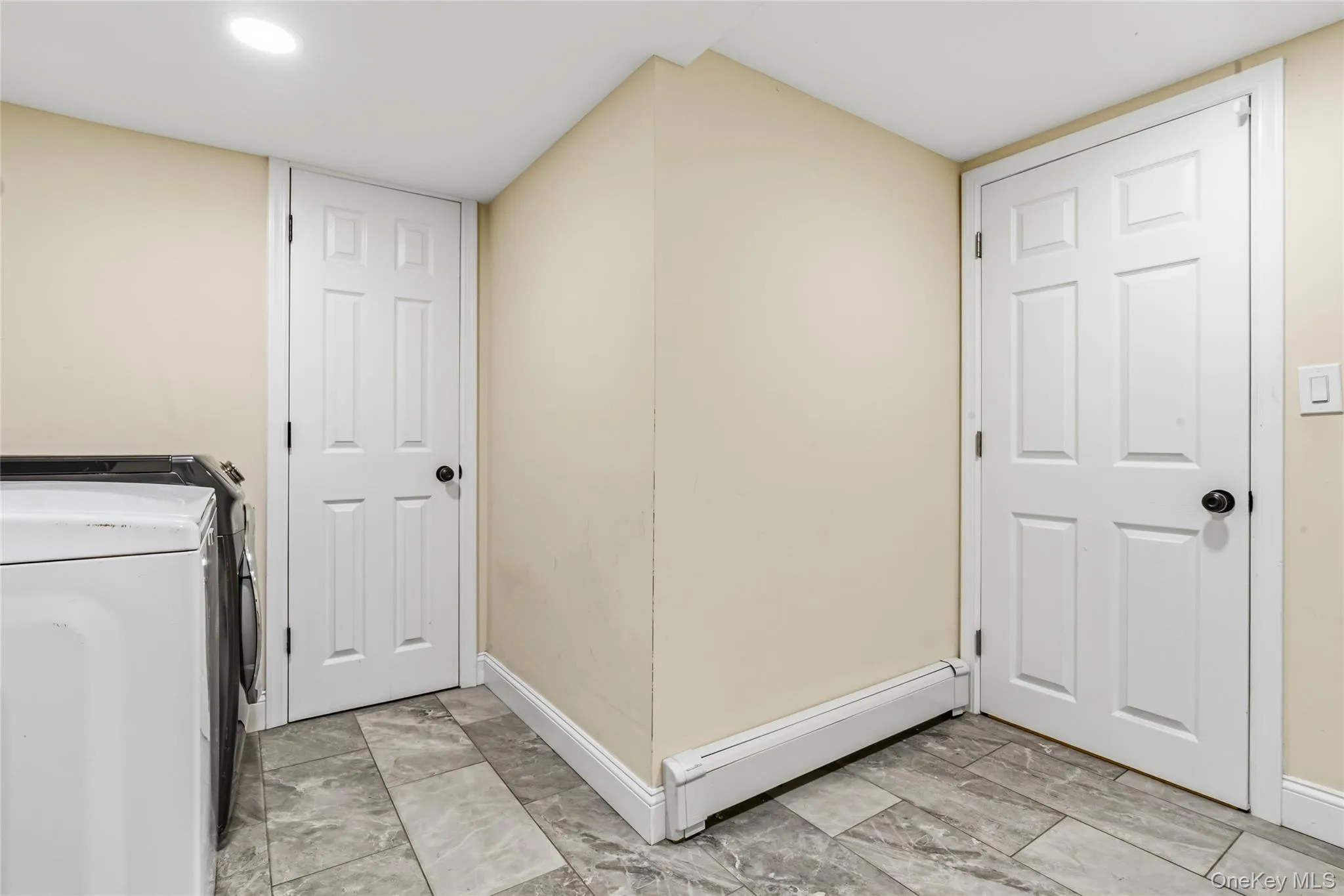 94 Bagatelle Road, Huntington, NY, 5 Bedrooms Bedrooms, 10 Rooms Rooms,3 BathroomsBathrooms,Residential,For Rent,Bagatelle,0,1026259 94 Bagatelle Road, Huntington, NY, 5 Bedrooms Bedrooms, 10 Rooms Rooms,3 BathroomsBathrooms,Residential,For Rent,Bagatelle,0,1026259