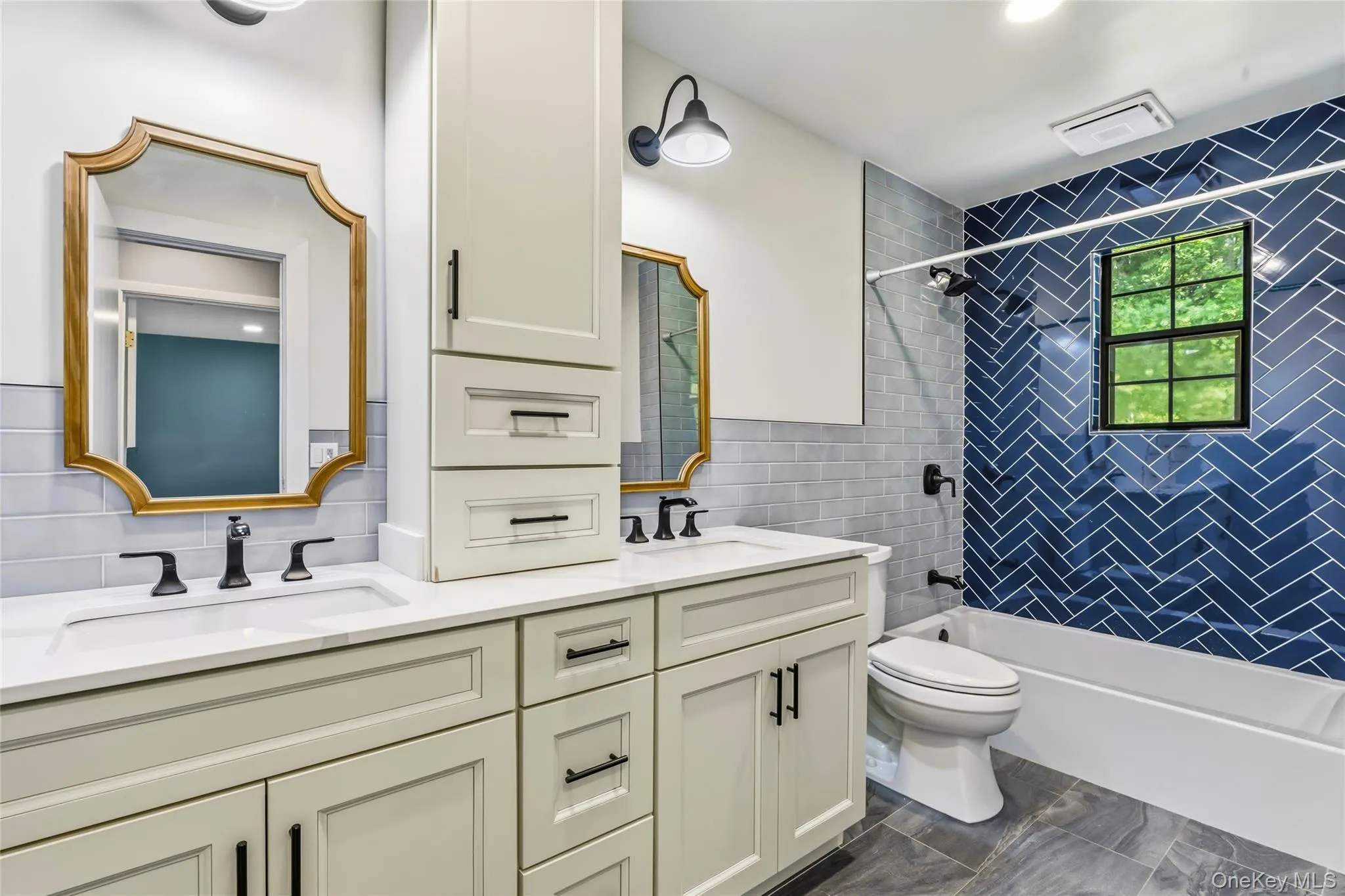 94 Bagatelle Road, Huntington, NY, 5 Bedrooms Bedrooms, 10 Rooms Rooms,3 BathroomsBathrooms,Residential,For Rent,Bagatelle,0,1026259 94 Bagatelle Road, Huntington, NY, 5 Bedrooms Bedrooms, 10 Rooms Rooms,3 BathroomsBathrooms,Residential,For Rent,Bagatelle,0,1026259