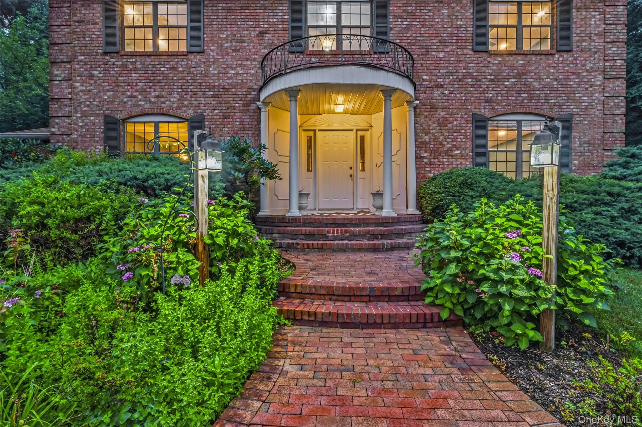94 Bagatelle Road, Huntington, NY, 5 Bedrooms Bedrooms, 10 Rooms Rooms,3 BathroomsBathrooms,Residential,For Rent,Bagatelle,0,1026259 94 Bagatelle Road, Huntington, NY, 5 Bedrooms Bedrooms, 10 Rooms Rooms,3 BathroomsBathrooms,Residential,For Rent,Bagatelle,0,1026259