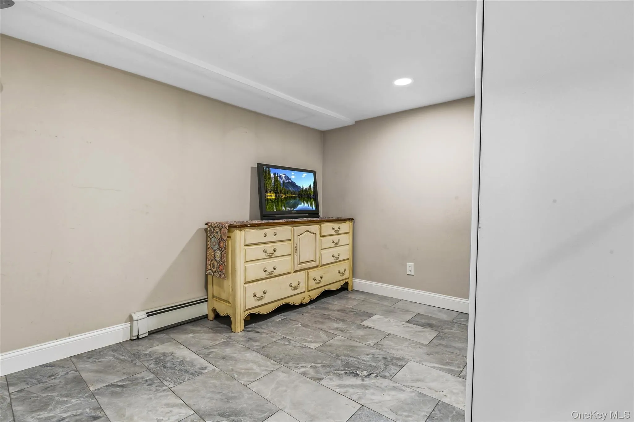 94 Bagatelle Road, Huntington, NY, 5 Bedrooms Bedrooms, 10 Rooms Rooms,3 BathroomsBathrooms,Residential,For Rent,Bagatelle,0,1026259 94 Bagatelle Road, Huntington, NY, 5 Bedrooms Bedrooms, 10 Rooms Rooms,3 BathroomsBathrooms,Residential,For Rent,Bagatelle,0,1026259