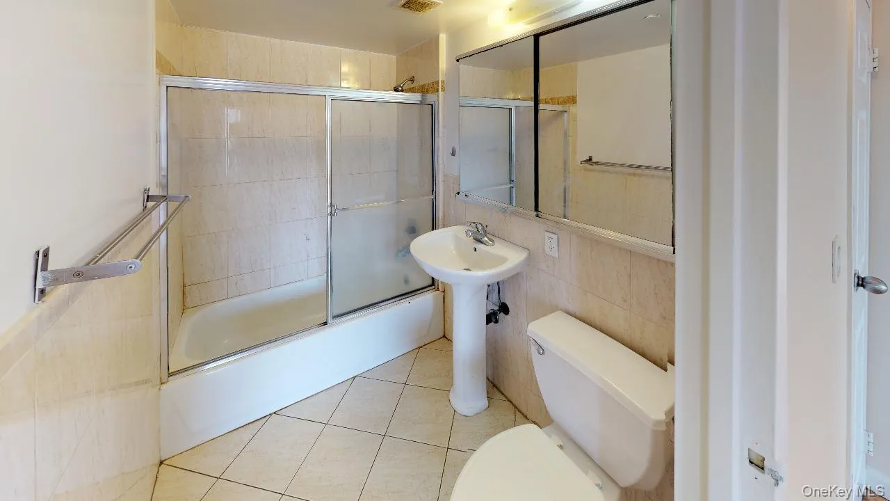 102-02 Queens Boulevard, New York, NY, 2 Bedrooms Bedrooms, 4 Rooms Rooms,1 BathroomBathrooms,Residential Lease,For Rent,Queens,0,1026262 102-02 Queens Boulevard, New York, NY, 2 Bedrooms Bedrooms, 4 Rooms Rooms,1 BathroomBathrooms,Residential Lease,For Rent,Queens,0,1026262