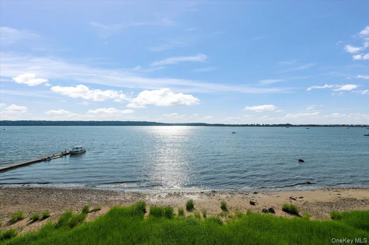 353 Centre Island Road, Oyster Bay, NY, 3 Bedrooms Bedrooms, 9 Rooms Rooms,2 BathroomsBathrooms,Residential,For Rent,Centre Island,0,1026267 353 Centre Island Road, Oyster Bay, NY, 3 Bedrooms Bedrooms, 9 Rooms Rooms,2 BathroomsBathrooms,Residential,For Rent,Centre Island,0,1026267