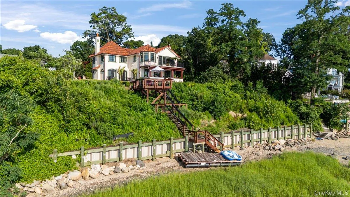 353 Centre Island Road, Oyster Bay, NY, 3 Bedrooms Bedrooms, 9 Rooms Rooms,2 BathroomsBathrooms,Residential,For Rent,Centre Island,0,1026267 353 Centre Island Road, Oyster Bay, NY, 3 Bedrooms Bedrooms, 9 Rooms Rooms,2 BathroomsBathrooms,Residential,For Rent,Centre Island,0,1026267