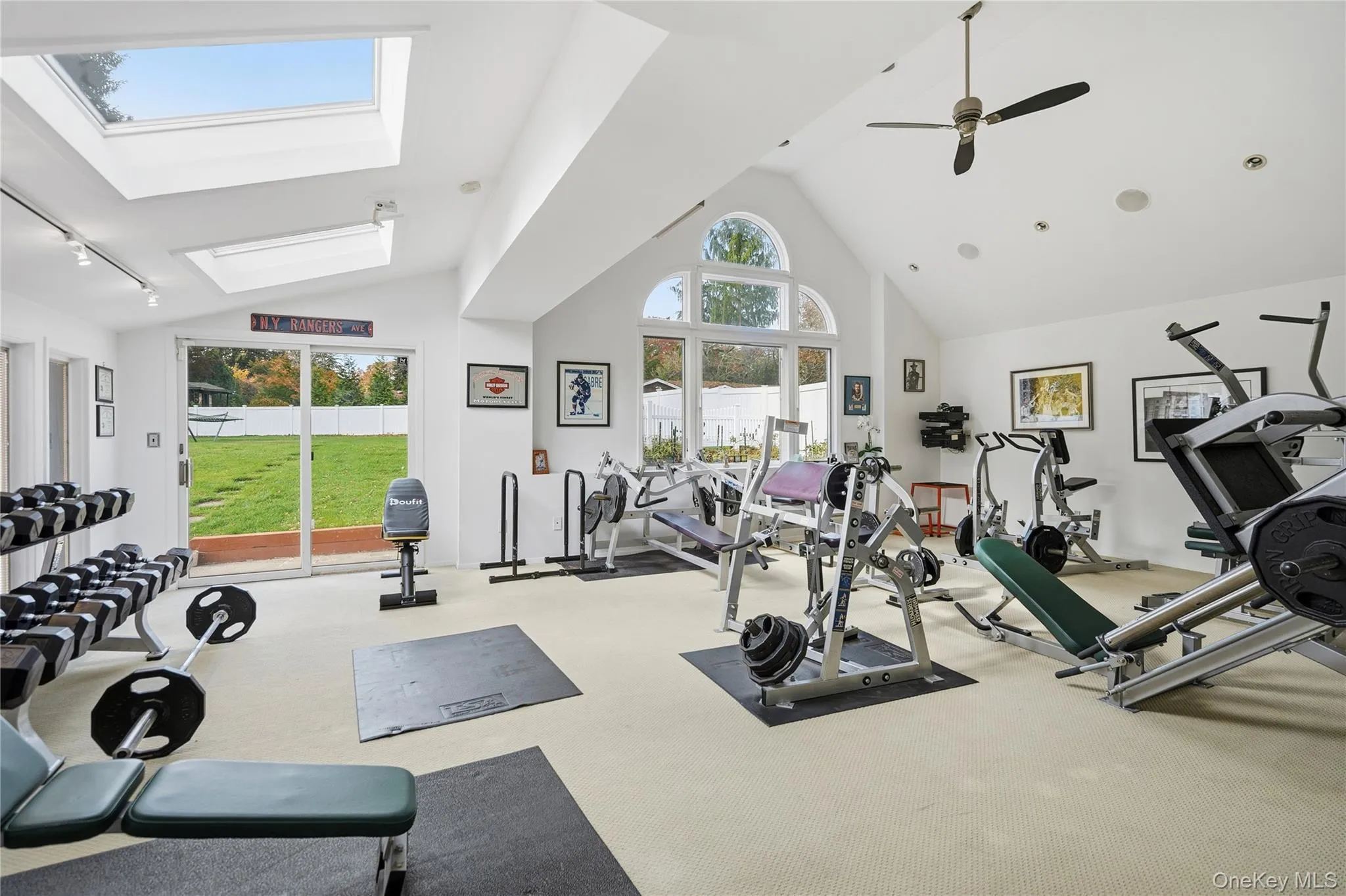 23 Wildwood Lane, Oyster Bay, NY, 5 Bedrooms Bedrooms, 11 Rooms Rooms,4 BathroomsBathrooms,Residential,For Rent,Wildwood,0,1026272 23 Wildwood Lane, Oyster Bay, NY, 5 Bedrooms Bedrooms, 11 Rooms Rooms,4 BathroomsBathrooms,Residential,For Rent,Wildwood,0,1026272