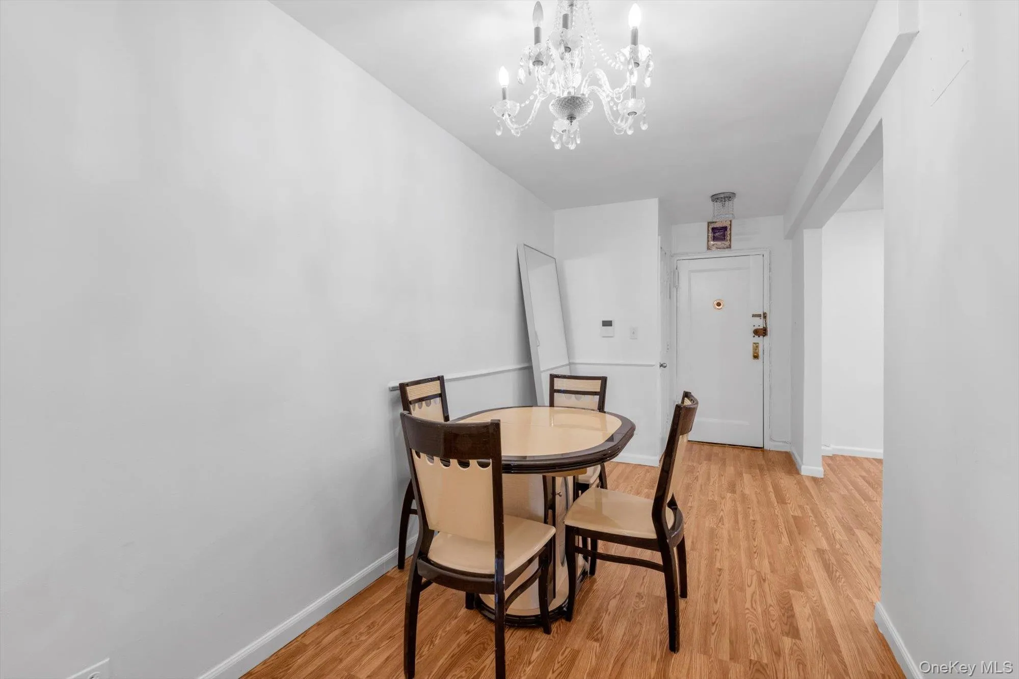 140-18 Burden Crescent, New York, NY, 1 Bedroom Bedrooms, 4 Rooms Rooms,1 BathroomBathrooms,Residential,For Rent,Burden,0,1026276 140-18 Burden Crescent, New York, NY, 1 Bedroom Bedrooms, 4 Rooms Rooms,1 BathroomBathrooms,Residential,For Rent,Burden,0,1026276