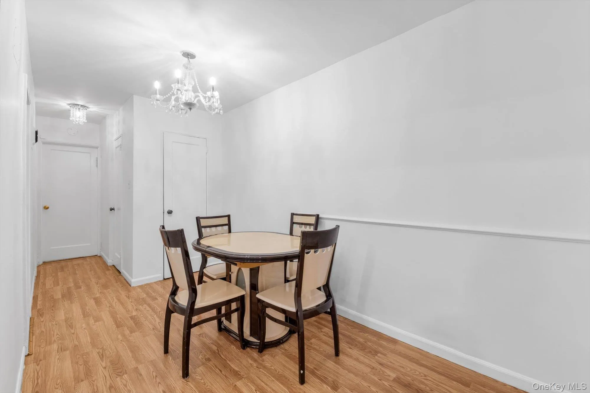 140-18 Burden Crescent, New York, NY, 1 Bedroom Bedrooms, 4 Rooms Rooms,1 BathroomBathrooms,Residential,For Rent,Burden,0,1026276 140-18 Burden Crescent, New York, NY, 1 Bedroom Bedrooms, 4 Rooms Rooms,1 BathroomBathrooms,Residential,For Rent,Burden,0,1026276