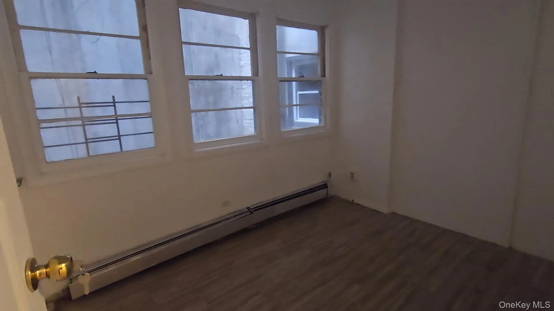 9218 Liberty Avenue, New York, NY, 2 Bedrooms Bedrooms, 5 Rooms Rooms,1 BathroomBathrooms,Residential Lease,For Rent,Liberty,0,1026281 9218 Liberty Avenue, New York, NY, 2 Bedrooms Bedrooms, 5 Rooms Rooms,1 BathroomBathrooms,Residential Lease,For Rent,Liberty,0,1026281
