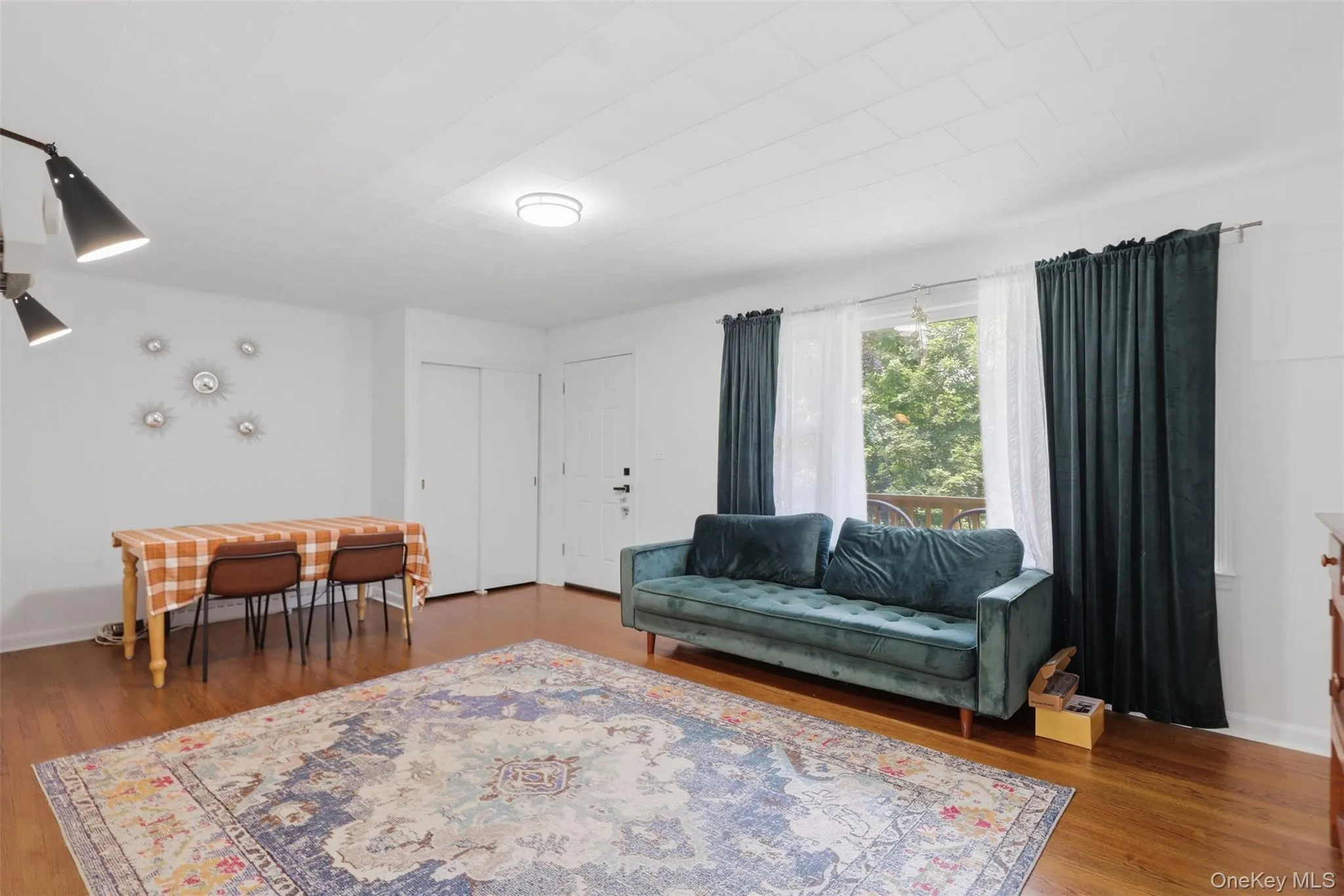 98 Dellay Avenue, Kingston, NY, 3 Bedrooms Bedrooms, 5 Rooms Rooms,1 BathroomBathrooms,Residential,For Rent,Dellay,0,1026286 98 Dellay Avenue, Kingston, NY, 3 Bedrooms Bedrooms, 5 Rooms Rooms,1 BathroomBathrooms,Residential,For Rent,Dellay,0,1026286