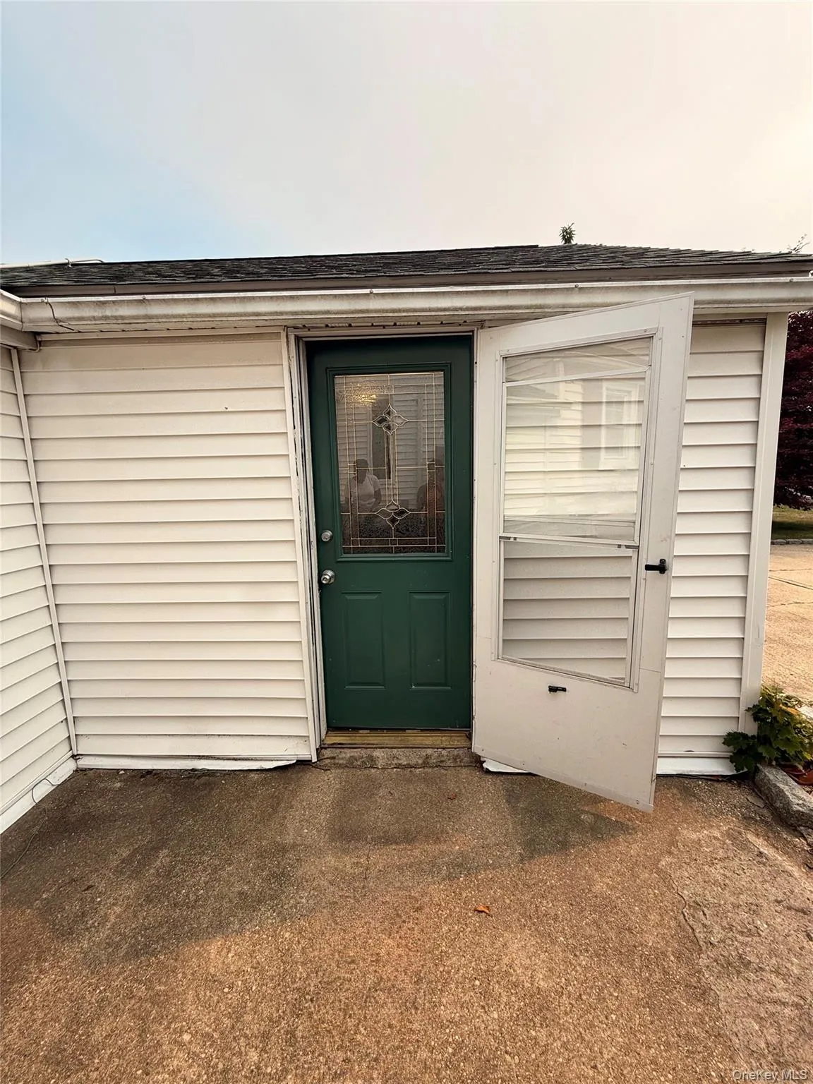 19 Nassau Avenue, West Babylon, NY, 1 Bedroom Bedrooms, 3 Rooms Rooms,1 BathroomBathrooms,Residential Lease,For Rent,Nassau,0,1026287 19 Nassau Avenue, West Babylon, NY, 1 Bedroom Bedrooms, 3 Rooms Rooms,1 BathroomBathrooms,Residential Lease,For Rent,Nassau,0,1026287