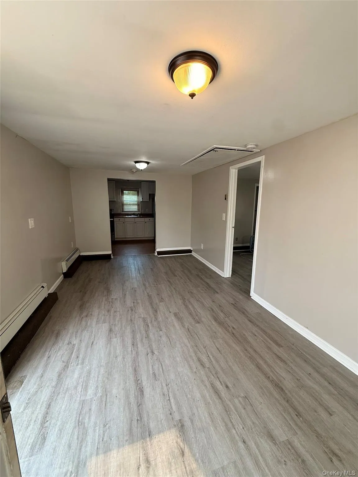19 Nassau Avenue, West Babylon, NY, 1 Bedroom Bedrooms, 3 Rooms Rooms,1 BathroomBathrooms,Residential Lease,For Rent,Nassau,0,1026287 19 Nassau Avenue, West Babylon, NY, 1 Bedroom Bedrooms, 3 Rooms Rooms,1 BathroomBathrooms,Residential Lease,For Rent,Nassau,0,1026287
