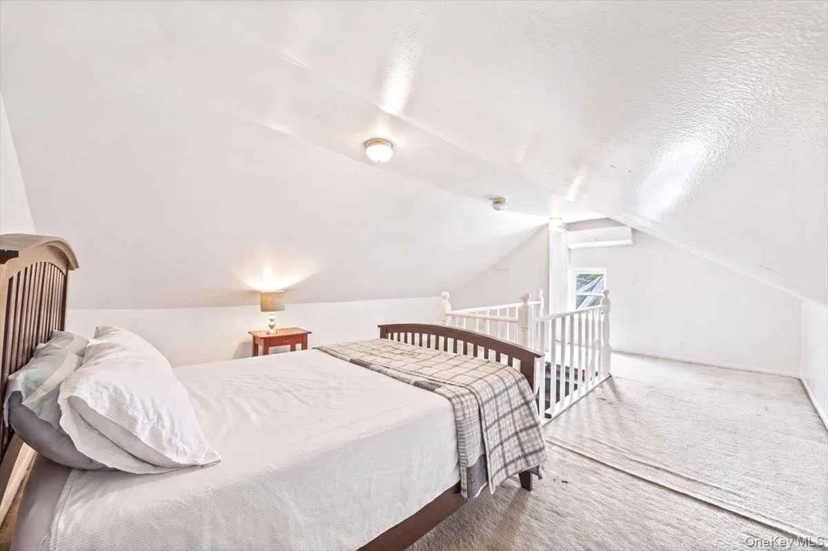 11956 Farmers Boulevard, New York, NY, 4 Bedrooms Bedrooms, 7 Rooms Rooms,2 BathroomsBathrooms,Residential,For Rent,Farmers,0,1026290 11956 Farmers Boulevard, New York, NY, 4 Bedrooms Bedrooms, 7 Rooms Rooms,2 BathroomsBathrooms,Residential,For Rent,Farmers,0,1026290