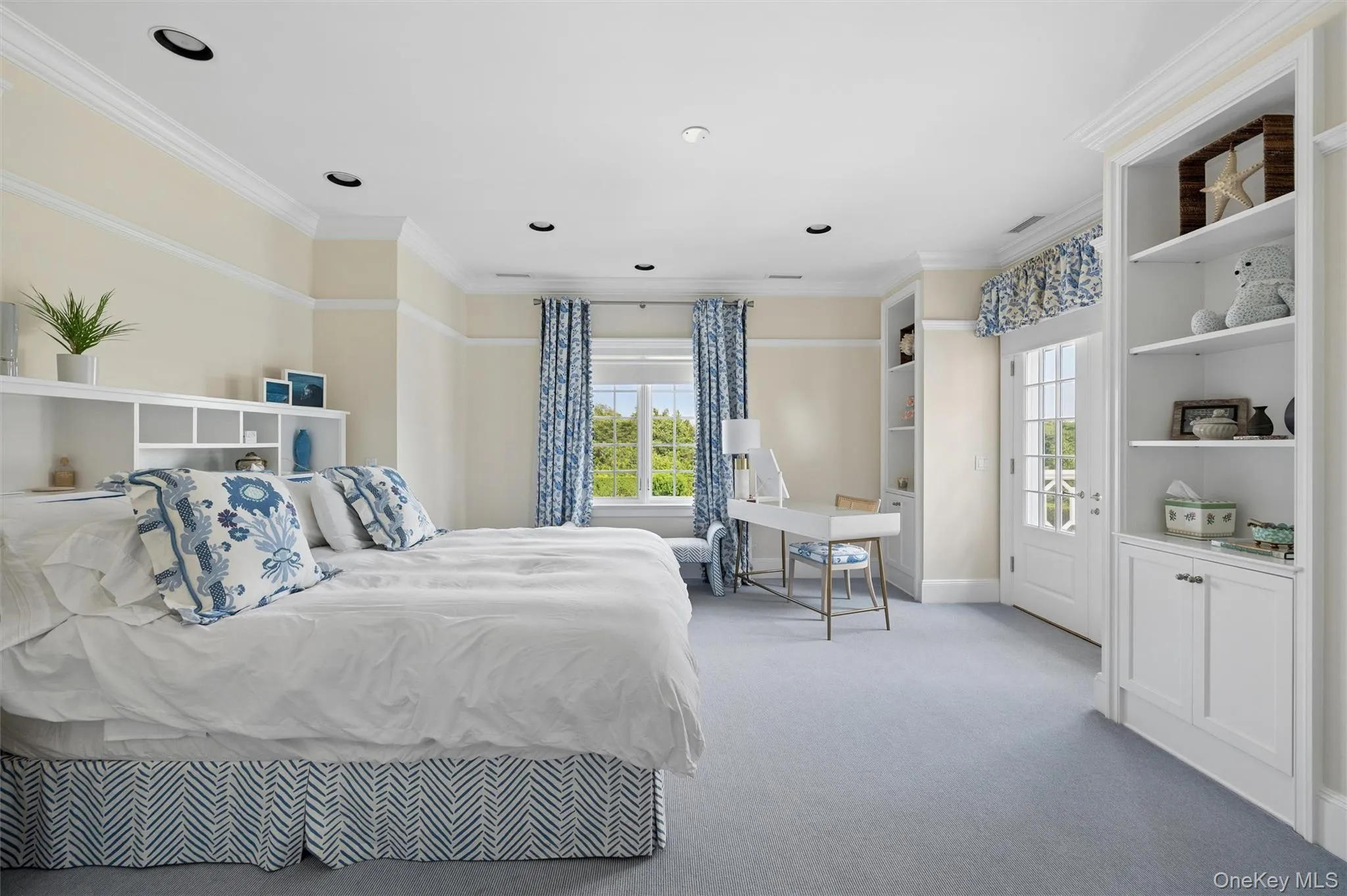 20 Quogo Neck Lane, Southampton, NY, 6 Bedrooms Bedrooms, 12 Rooms Rooms,5 BathroomsBathrooms,Residential Lease,For Rent,Quogo Neck,0,1026294 20 Quogo Neck Lane, Southampton, NY, 6 Bedrooms Bedrooms, 12 Rooms Rooms,5 BathroomsBathrooms,Residential Lease,For Rent,Quogo Neck,0,1026294