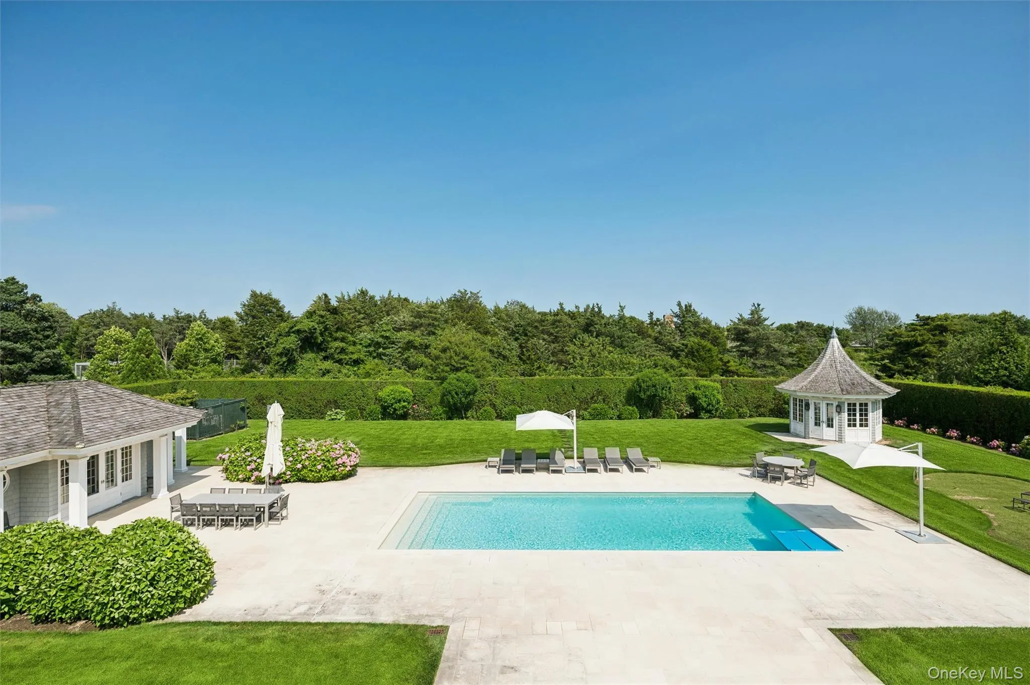 20 Quogo Neck Lane, Southampton, NY, 6 Bedrooms Bedrooms, 12 Rooms Rooms,5 BathroomsBathrooms,Residential Lease,For Rent,Quogo Neck,0,1026294 20 Quogo Neck Lane, Southampton, NY, 6 Bedrooms Bedrooms, 12 Rooms Rooms,5 BathroomsBathrooms,Residential Lease,For Rent,Quogo Neck,0,1026294