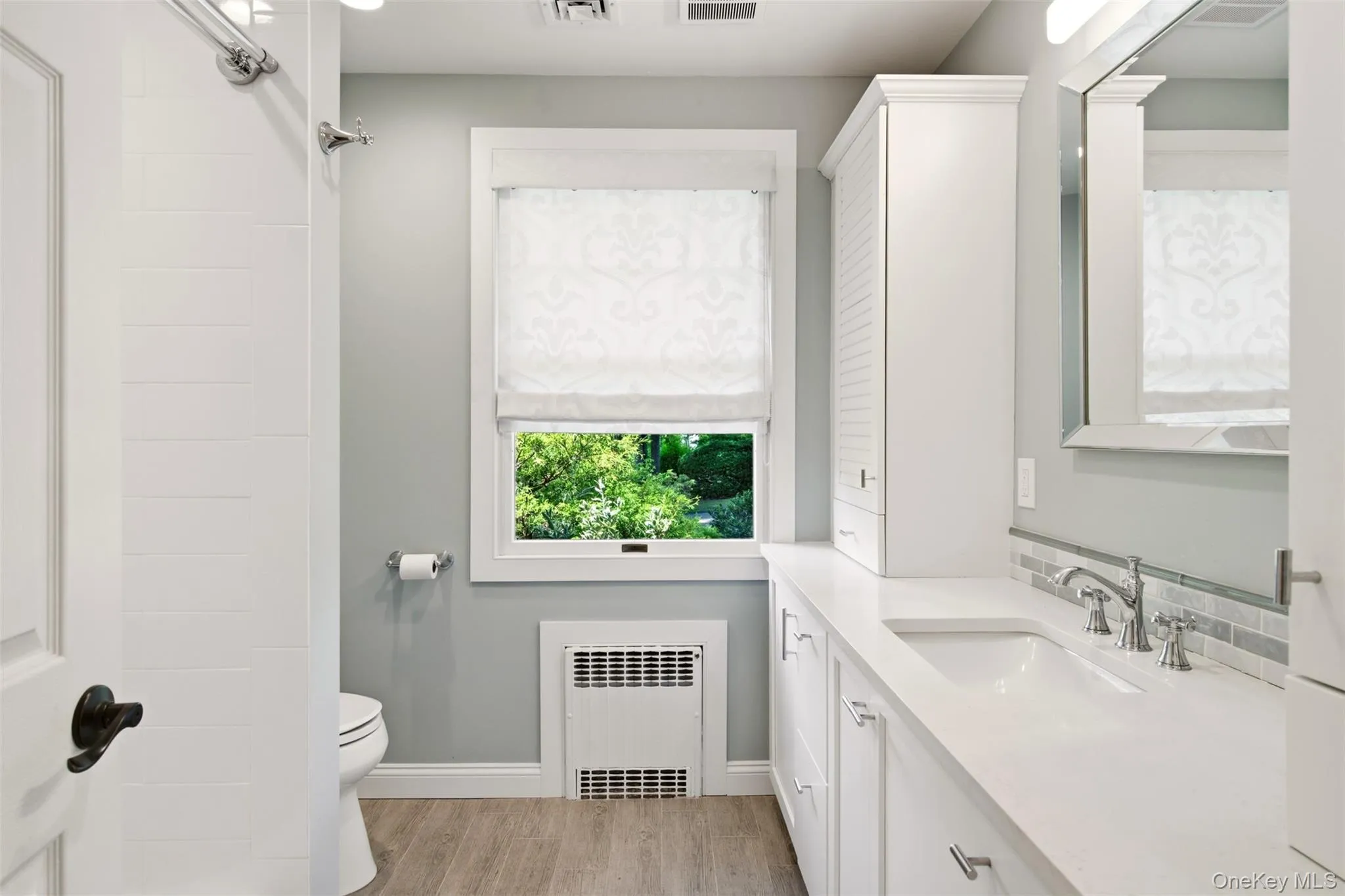 24 Preston Street, Huntington, NY, 3 Bedrooms Bedrooms, 7 Rooms Rooms,3 BathroomsBathrooms,Residential,For Rent,Preston,0,1026297 24 Preston Street, Huntington, NY, 3 Bedrooms Bedrooms, 7 Rooms Rooms,3 BathroomsBathrooms,Residential,For Rent,Preston,0,1026297