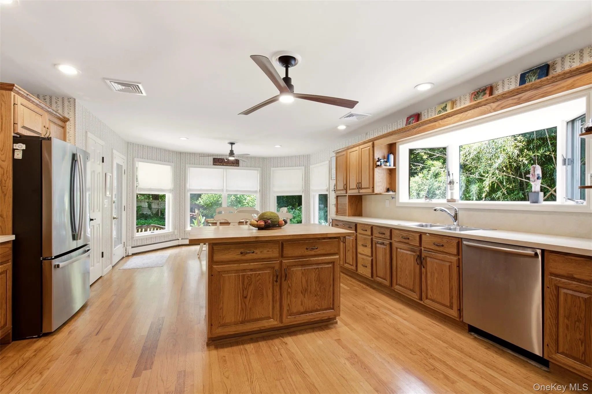24 Preston Street, Huntington, NY, 3 Bedrooms Bedrooms, 7 Rooms Rooms,3 BathroomsBathrooms,Residential,For Rent,Preston,0,1026297 24 Preston Street, Huntington, NY, 3 Bedrooms Bedrooms, 7 Rooms Rooms,3 BathroomsBathrooms,Residential,For Rent,Preston,0,1026297