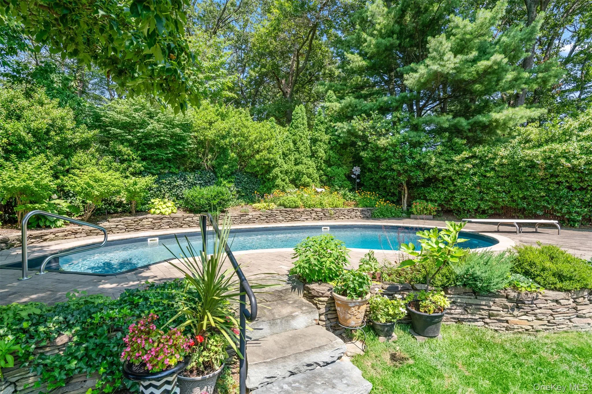 24 Preston Street, Huntington, NY, 3 Bedrooms Bedrooms, 7 Rooms Rooms,3 BathroomsBathrooms,Residential,For Rent,Preston,0,1026297 24 Preston Street, Huntington, NY, 3 Bedrooms Bedrooms, 7 Rooms Rooms,3 BathroomsBathrooms,Residential,For Rent,Preston,0,1026297