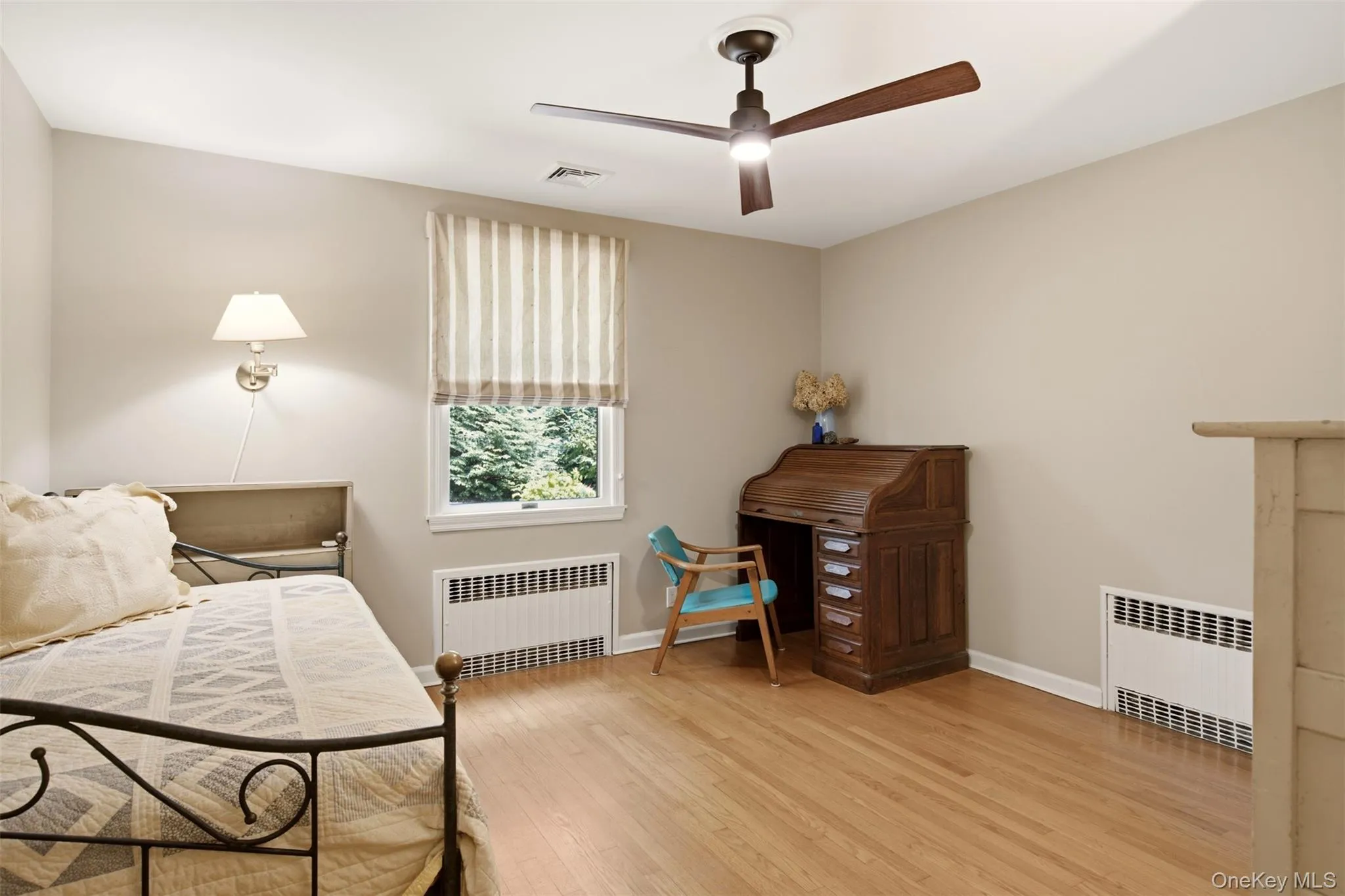 24 Preston Street, Huntington, NY, 3 Bedrooms Bedrooms, 7 Rooms Rooms,3 BathroomsBathrooms,Residential,For Rent,Preston,0,1026297 24 Preston Street, Huntington, NY, 3 Bedrooms Bedrooms, 7 Rooms Rooms,3 BathroomsBathrooms,Residential,For Rent,Preston,0,1026297