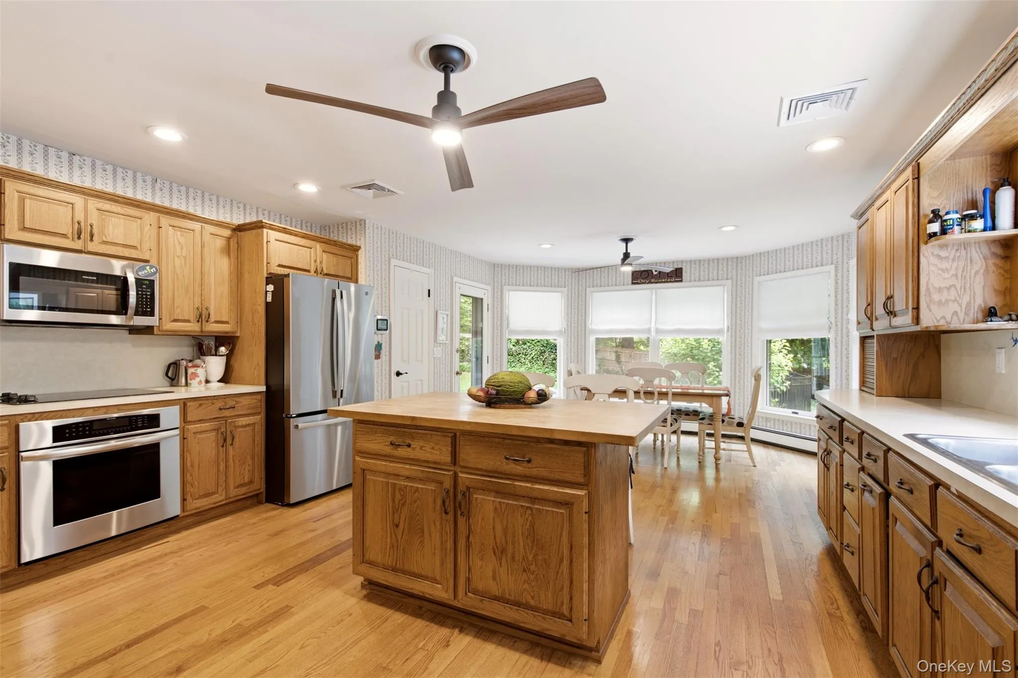 24 Preston Street, Huntington, NY, 3 Bedrooms Bedrooms, 7 Rooms Rooms,3 BathroomsBathrooms,Residential,For Rent,Preston,0,1026297 24 Preston Street, Huntington, NY, 3 Bedrooms Bedrooms, 7 Rooms Rooms,3 BathroomsBathrooms,Residential,For Rent,Preston,0,1026297