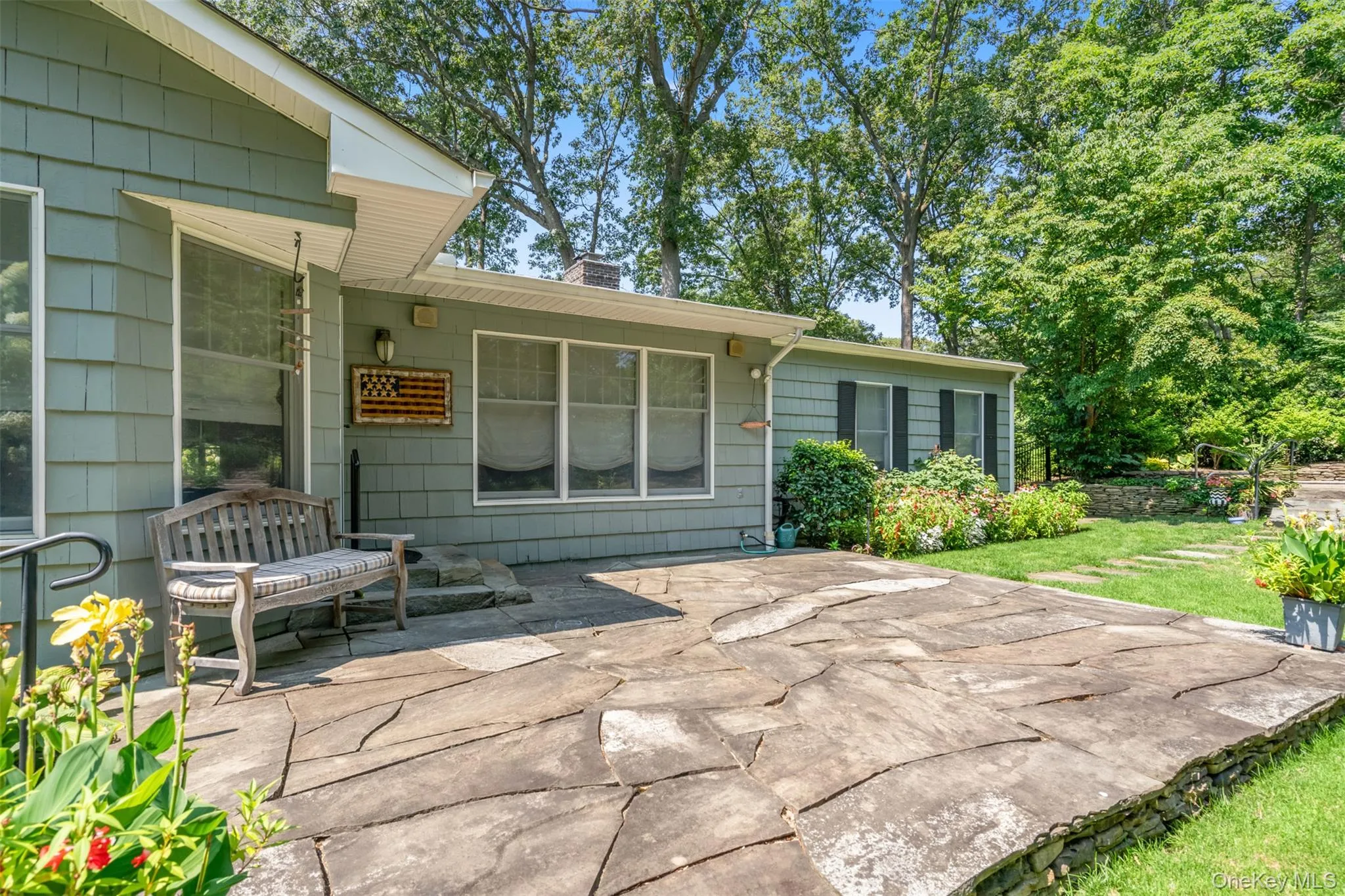 24 Preston Street, Huntington, NY, 3 Bedrooms Bedrooms, 7 Rooms Rooms,3 BathroomsBathrooms,Residential,For Rent,Preston,0,1026297 24 Preston Street, Huntington, NY, 3 Bedrooms Bedrooms, 7 Rooms Rooms,3 BathroomsBathrooms,Residential,For Rent,Preston,0,1026297