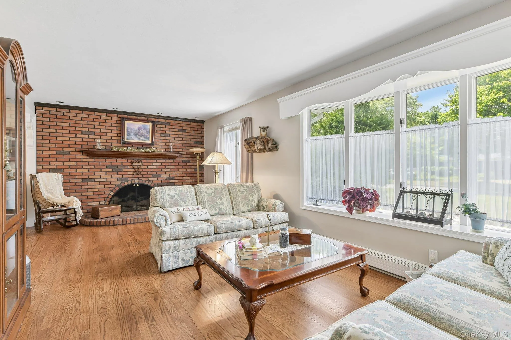 119 Brook Lane, Smithtown, NY, 4 Bedrooms Bedrooms, 9 Rooms Rooms,2 BathroomsBathrooms,Residential,For Rent,Brook,0,1026298 119 Brook Lane, Smithtown, NY, 4 Bedrooms Bedrooms, 9 Rooms Rooms,2 BathroomsBathrooms,Residential,For Rent,Brook,0,1026298