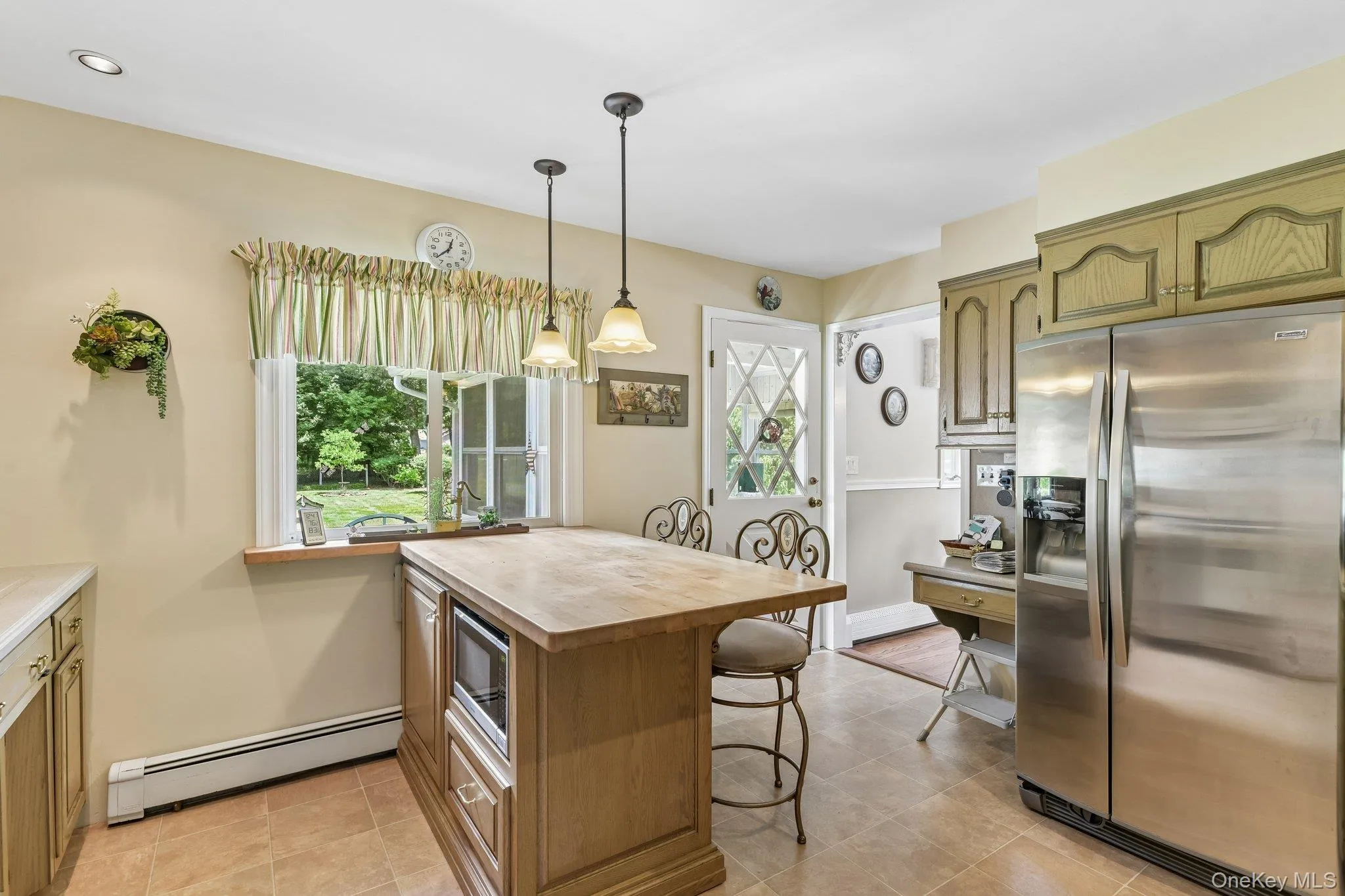 119 Brook Lane, Smithtown, NY, 4 Bedrooms Bedrooms, 9 Rooms Rooms,2 BathroomsBathrooms,Residential,For Rent,Brook,0,1026298 119 Brook Lane, Smithtown, NY, 4 Bedrooms Bedrooms, 9 Rooms Rooms,2 BathroomsBathrooms,Residential,For Rent,Brook,0,1026298