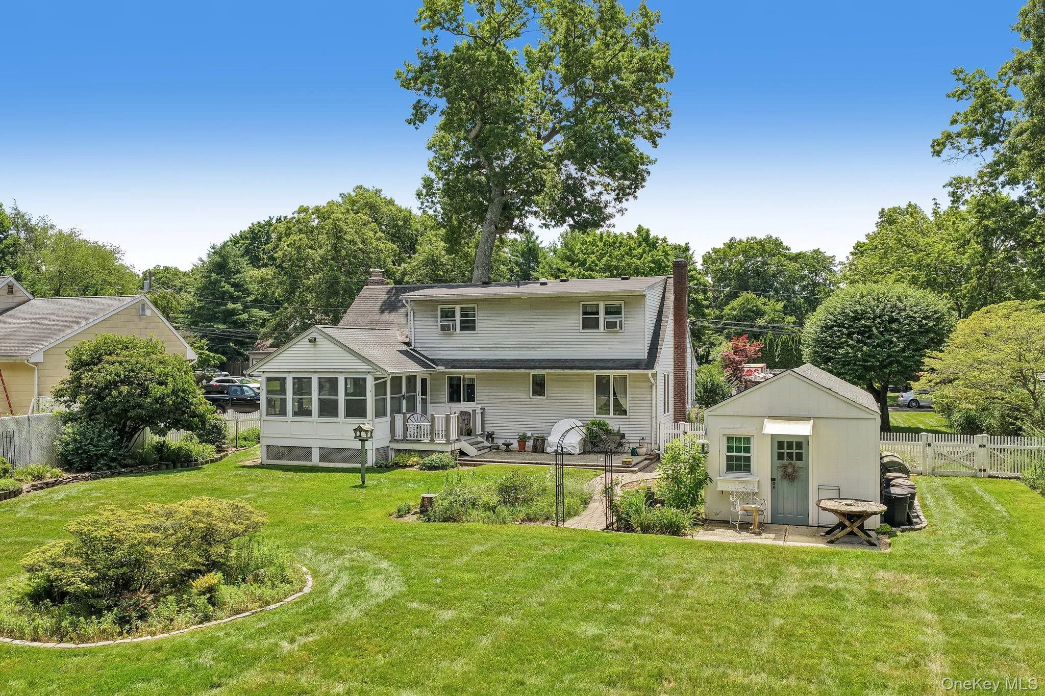 119 Brook Lane, Smithtown, NY, 4 Bedrooms Bedrooms, 9 Rooms Rooms,2 BathroomsBathrooms,Residential,For Rent,Brook,0,1026298 119 Brook Lane, Smithtown, NY, 4 Bedrooms Bedrooms, 9 Rooms Rooms,2 BathroomsBathrooms,Residential,For Rent,Brook,0,1026298