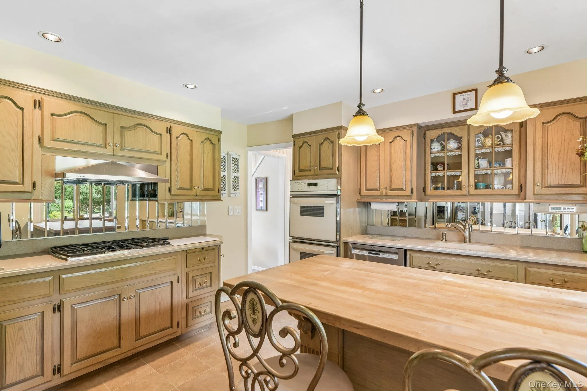 119 Brook Lane, Smithtown, NY, 4 Bedrooms Bedrooms, 9 Rooms Rooms,2 BathroomsBathrooms,Residential,For Rent,Brook,0,1026298 119 Brook Lane, Smithtown, NY, 4 Bedrooms Bedrooms, 9 Rooms Rooms,2 BathroomsBathrooms,Residential,For Rent,Brook,0,1026298