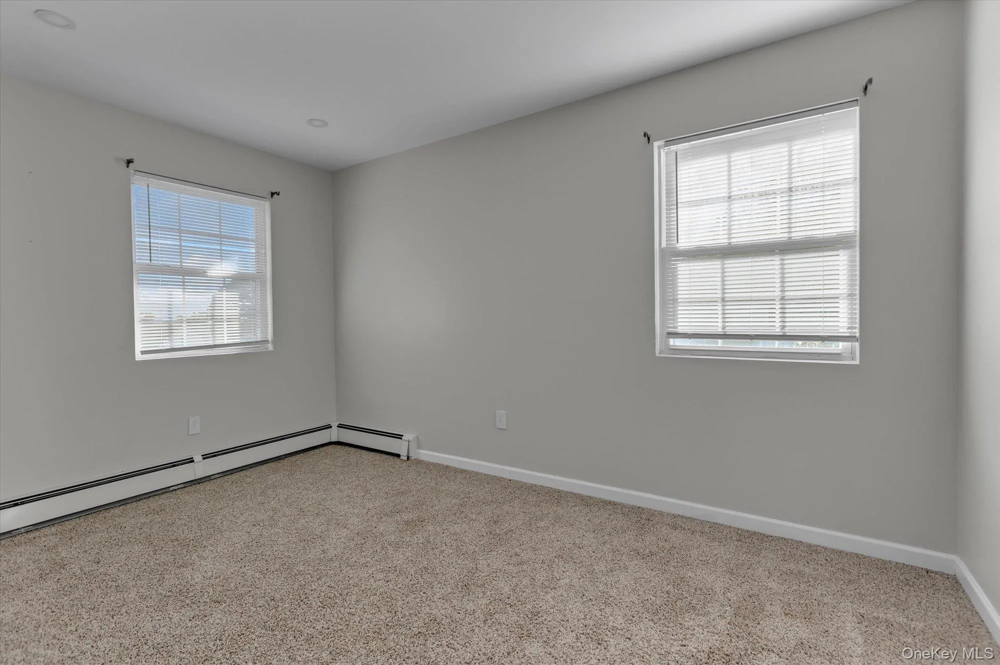 39 Elder Avenue, Brookhaven, NY, 6 Bedrooms Bedrooms, 10 Rooms Rooms,3 BathroomsBathrooms,Residential,For Rent,Elder,0,1026309 39 Elder Avenue, Brookhaven, NY, 6 Bedrooms Bedrooms, 10 Rooms Rooms,3 BathroomsBathrooms,Residential,For Rent,Elder,0,1026309