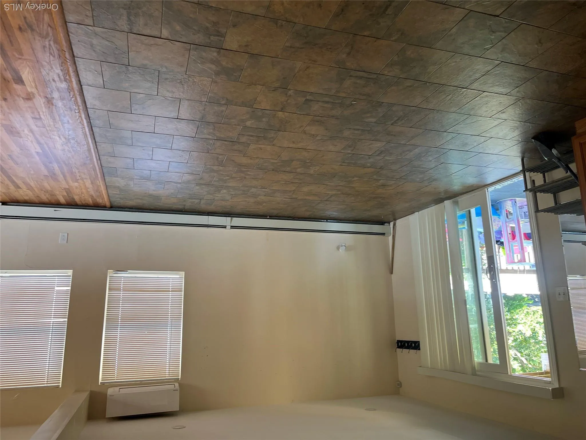 39 Elder Avenue, Brookhaven, NY, 6 Bedrooms Bedrooms, 10 Rooms Rooms,3 BathroomsBathrooms,Residential,For Rent,Elder,0,1026309 39 Elder Avenue, Brookhaven, NY, 6 Bedrooms Bedrooms, 10 Rooms Rooms,3 BathroomsBathrooms,Residential,For Rent,Elder,0,1026309