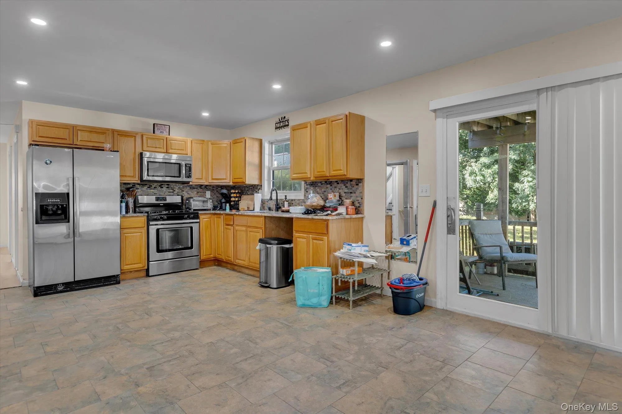 39 Elder Avenue, Brookhaven, NY, 6 Bedrooms Bedrooms, 10 Rooms Rooms,3 BathroomsBathrooms,Residential,For Rent,Elder,0,1026309 39 Elder Avenue, Brookhaven, NY, 6 Bedrooms Bedrooms, 10 Rooms Rooms,3 BathroomsBathrooms,Residential,For Rent,Elder,0,1026309
