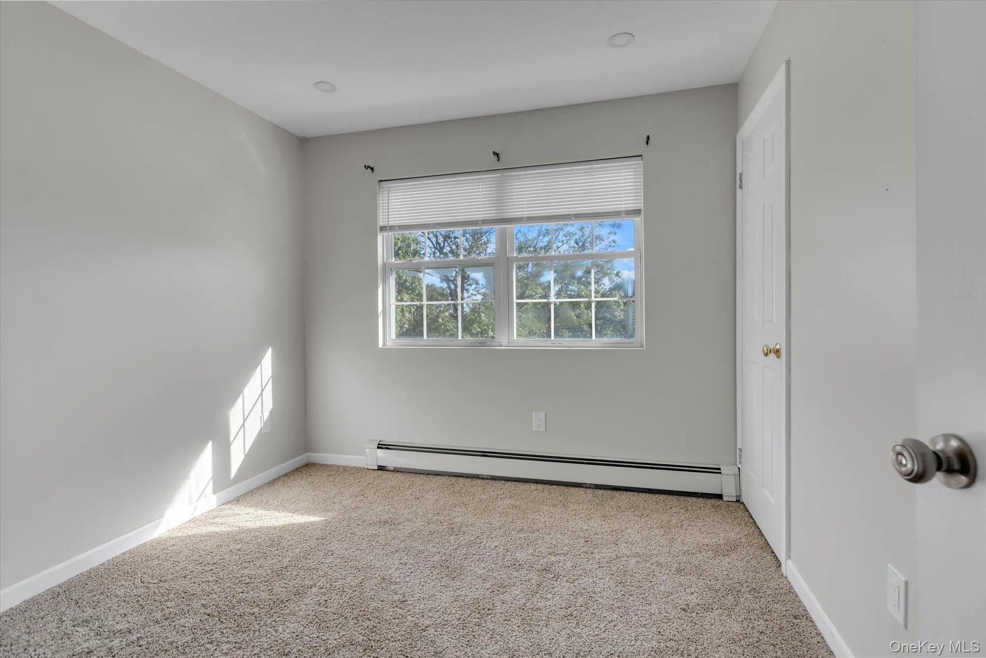39 Elder Avenue, Brookhaven, NY, 6 Bedrooms Bedrooms, 10 Rooms Rooms,3 BathroomsBathrooms,Residential,For Rent,Elder,0,1026309 39 Elder Avenue, Brookhaven, NY, 6 Bedrooms Bedrooms, 10 Rooms Rooms,3 BathroomsBathrooms,Residential,For Rent,Elder,0,1026309