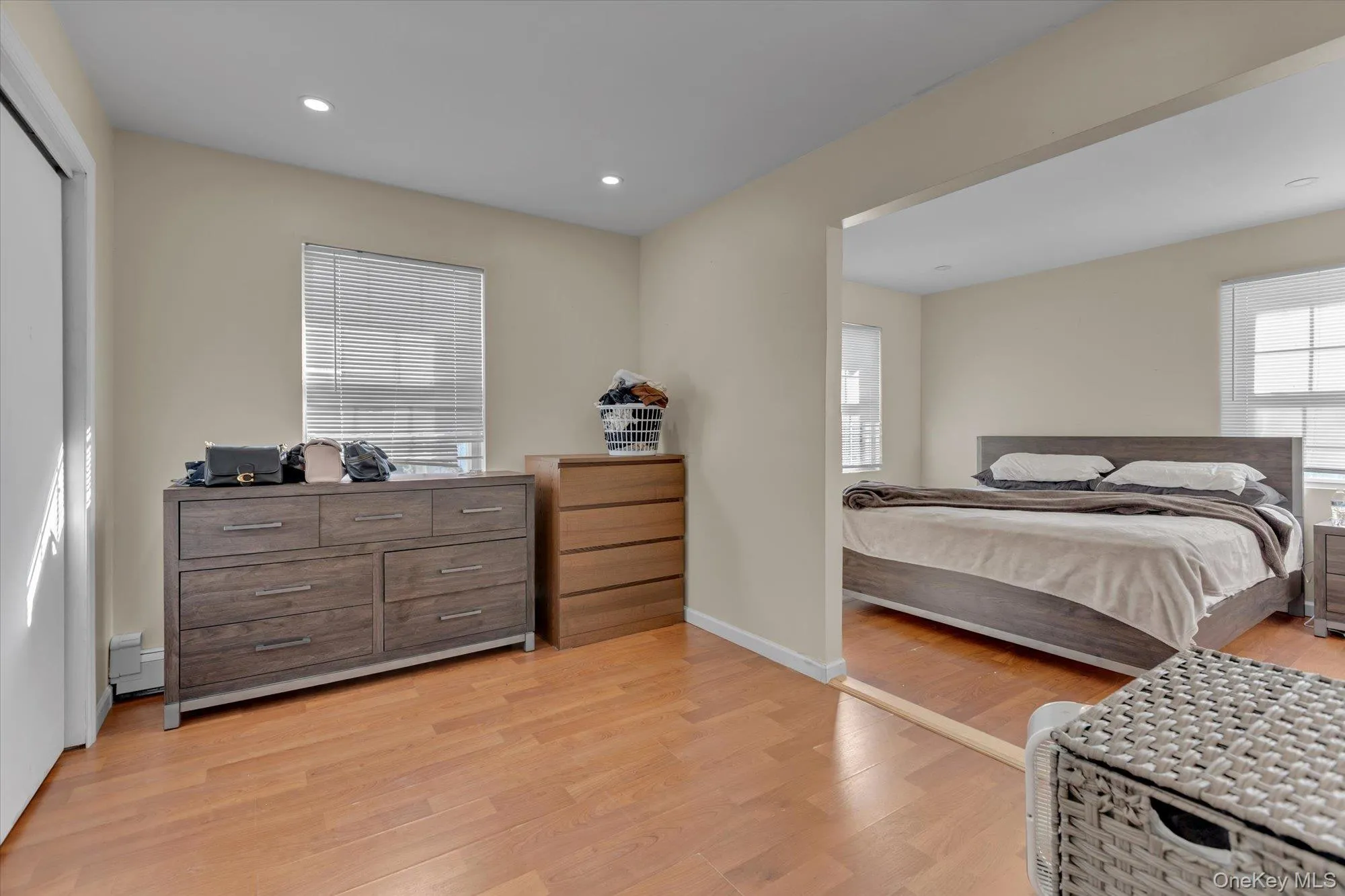 39 Elder Avenue, Brookhaven, NY, 6 Bedrooms Bedrooms, 10 Rooms Rooms,3 BathroomsBathrooms,Residential,For Rent,Elder,0,1026309 39 Elder Avenue, Brookhaven, NY, 6 Bedrooms Bedrooms, 10 Rooms Rooms,3 BathroomsBathrooms,Residential,For Rent,Elder,0,1026309