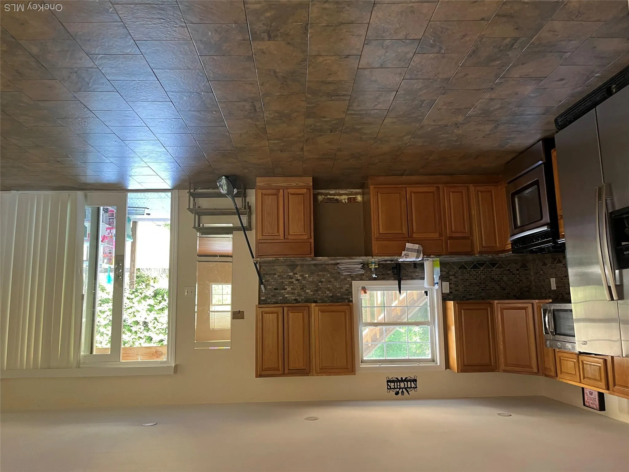 39 Elder Avenue, Brookhaven, NY, 6 Bedrooms Bedrooms, 10 Rooms Rooms,3 BathroomsBathrooms,Residential,For Rent,Elder,0,1026309 39 Elder Avenue, Brookhaven, NY, 6 Bedrooms Bedrooms, 10 Rooms Rooms,3 BathroomsBathrooms,Residential,For Rent,Elder,0,1026309