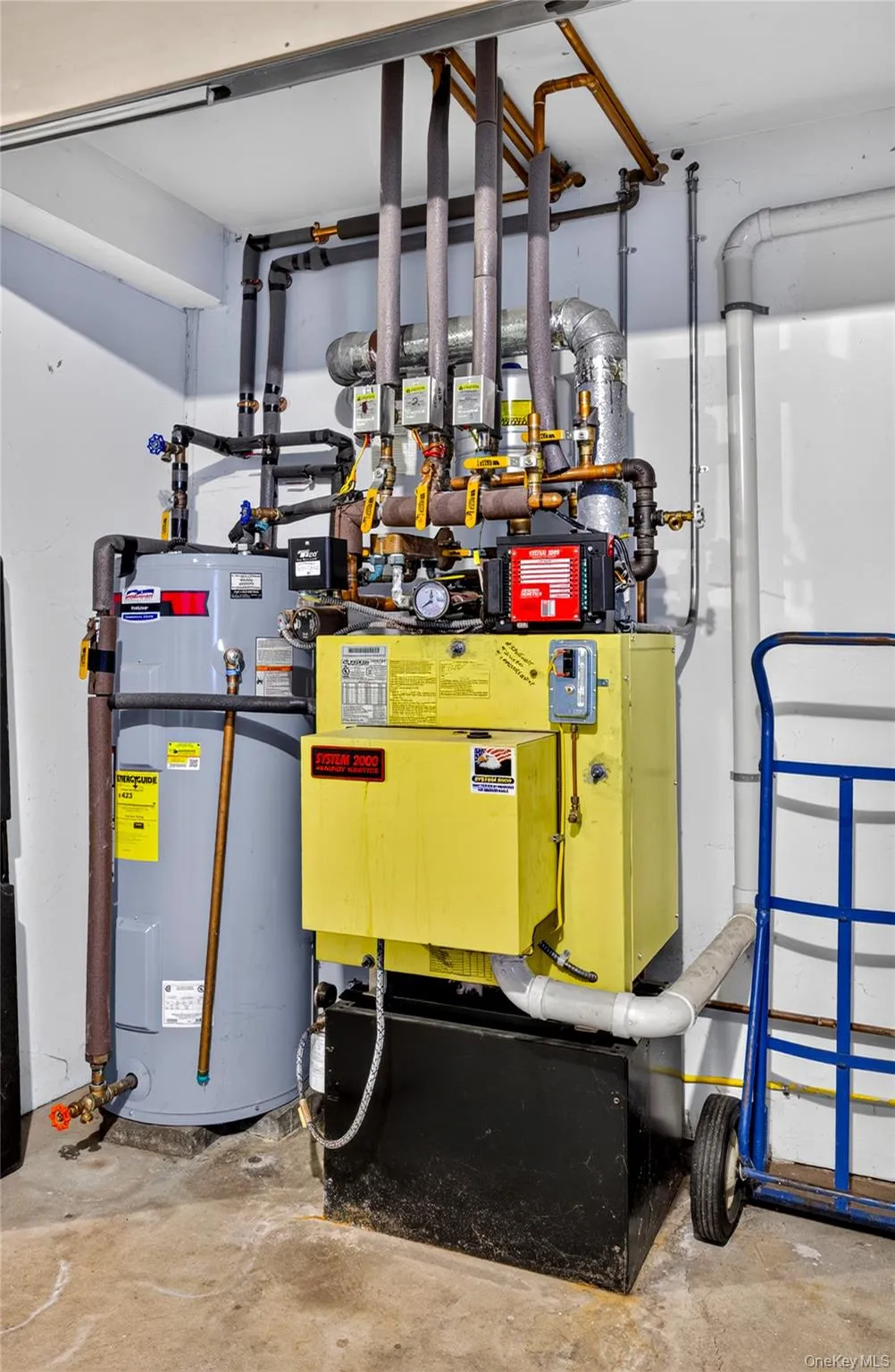Newer System 2000 efficient boiler. Newer System 2000 efficient boiler.