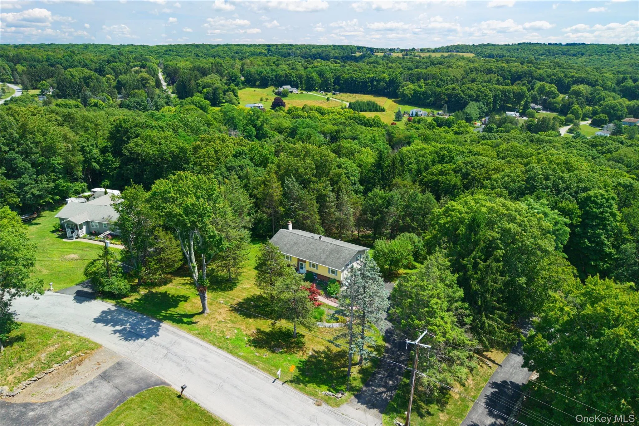 6 Gail Lane, Beekman, NY, 4 Bedrooms Bedrooms, 9 Rooms Rooms,3 BathroomsBathrooms,Residential,For Rent,Gail,0,1026310 6 Gail Lane, Beekman, NY, 4 Bedrooms Bedrooms, 9 Rooms Rooms,3 BathroomsBathrooms,Residential,For Rent,Gail,0,1026310