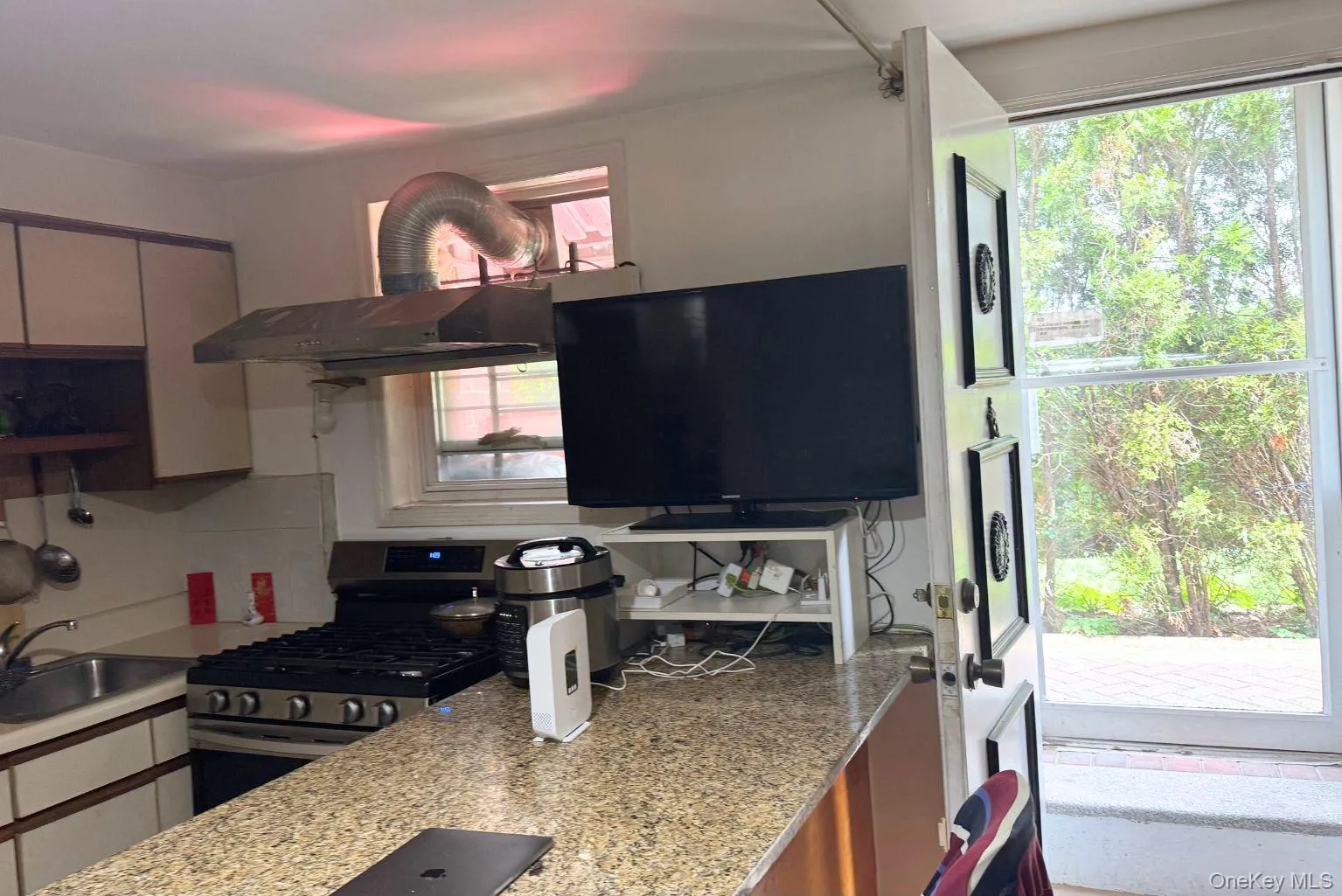 4709 156th Street, New York, NY, 4 Bedrooms Bedrooms, 9 Rooms Rooms,3 BathroomsBathrooms,Residential,For Rent,156th,0,1026312 4709 156th Street, New York, NY, 4 Bedrooms Bedrooms, 9 Rooms Rooms,3 BathroomsBathrooms,Residential,For Rent,156th,0,1026312