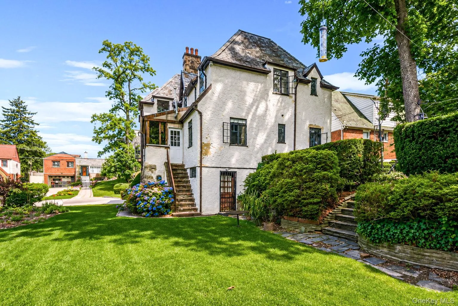 18240 Avon Road, New York, NY, 5 Bedrooms Bedrooms, 8 Rooms Rooms,4 BathroomsBathrooms,Residential,For Rent,Avon,0,1026314 18240 Avon Road, New York, NY, 5 Bedrooms Bedrooms, 8 Rooms Rooms,4 BathroomsBathrooms,Residential,For Rent,Avon,0,1026314