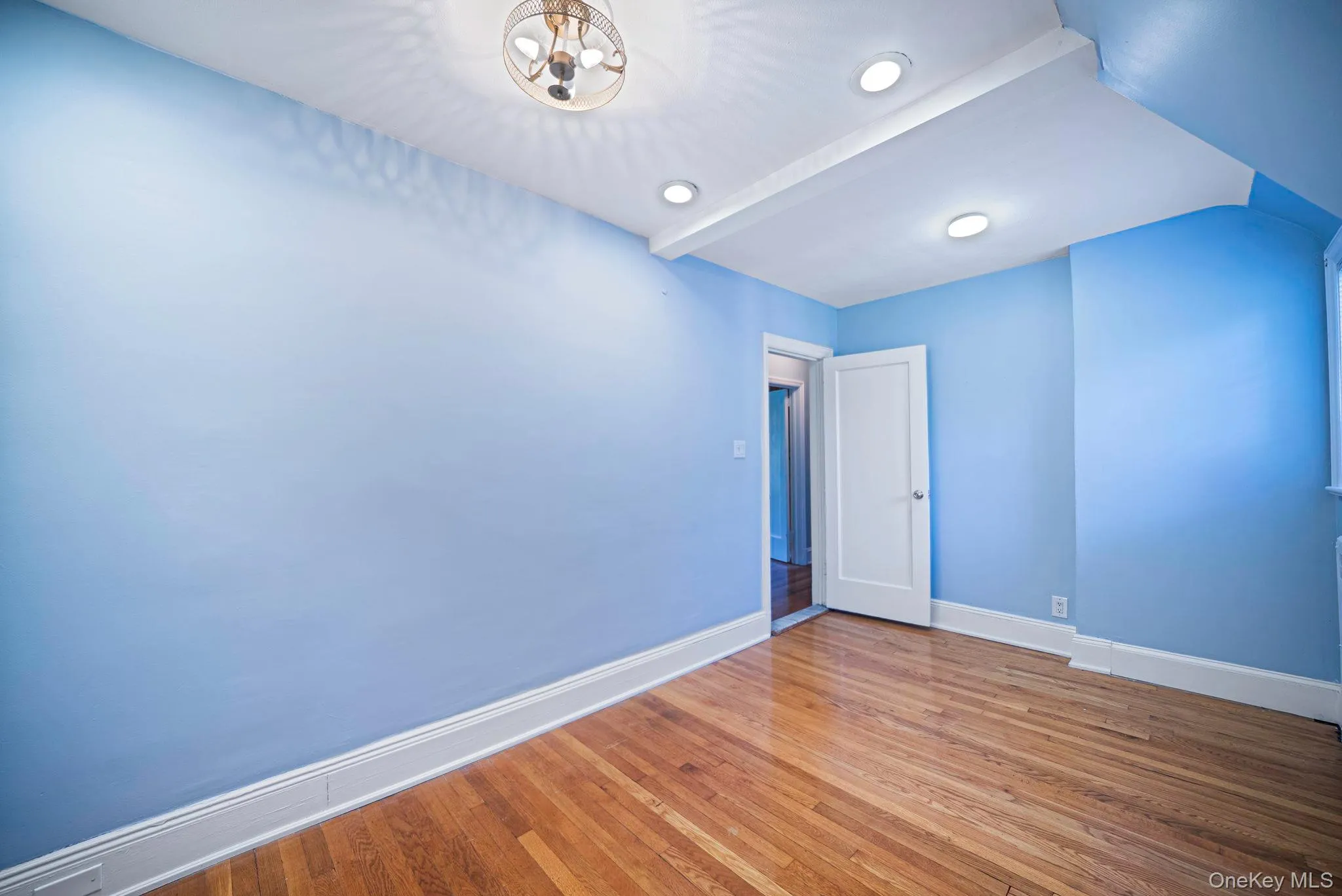 18240 Avon Road, New York, NY, 5 Bedrooms Bedrooms, 8 Rooms Rooms,4 BathroomsBathrooms,Residential,For Rent,Avon,0,1026314 18240 Avon Road, New York, NY, 5 Bedrooms Bedrooms, 8 Rooms Rooms,4 BathroomsBathrooms,Residential,For Rent,Avon,0,1026314