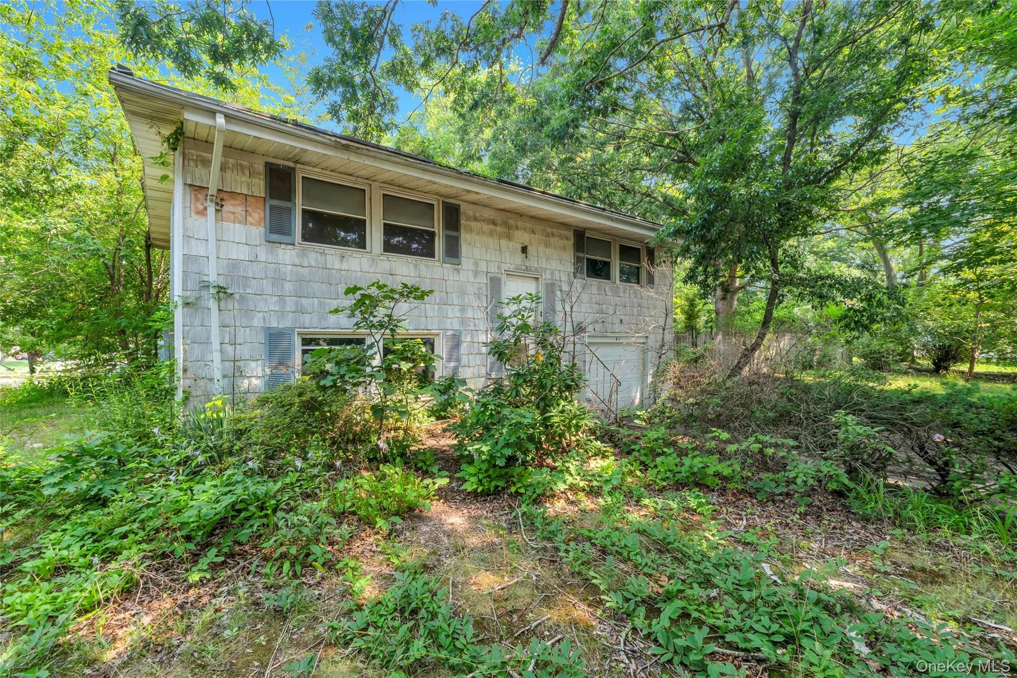 41 Arrowhead Lane, Brookhaven, NY, 3 Bedrooms Bedrooms, 8 Rooms Rooms,1 BathroomBathrooms,Residential,For Rent,Arrowhead,0,1026315 41 Arrowhead Lane, Brookhaven, NY, 3 Bedrooms Bedrooms, 8 Rooms Rooms,1 BathroomBathrooms,Residential,For Rent,Arrowhead,0,1026315