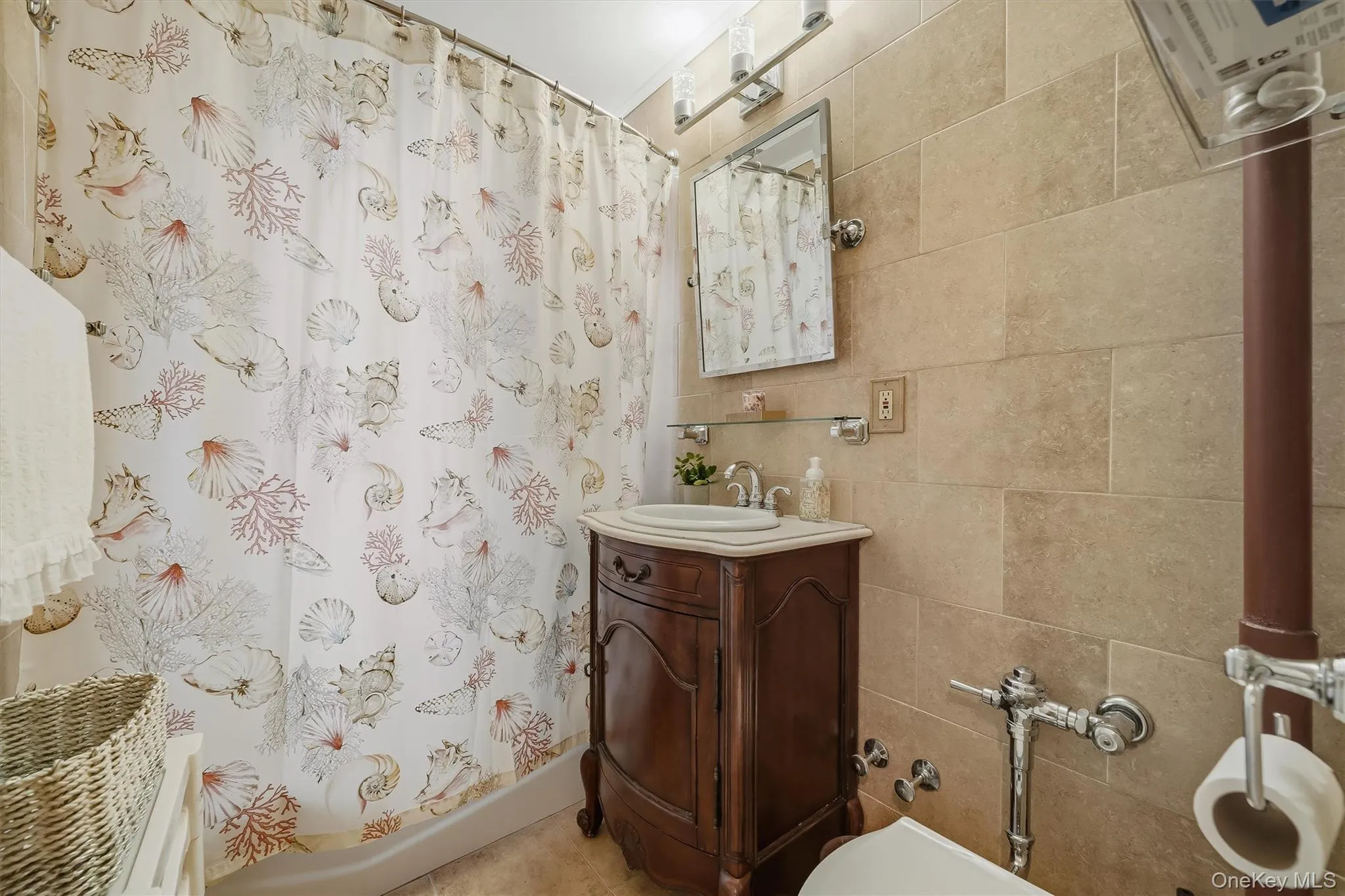 125 Bronx River Road, Yonkers, NY, 2 Bedrooms Bedrooms, 5 Rooms Rooms,1 BathroomBathrooms,Residential,For Rent,Bronx River,0,1026319 125 Bronx River Road, Yonkers, NY, 2 Bedrooms Bedrooms, 5 Rooms Rooms,1 BathroomBathrooms,Residential,For Rent,Bronx River,0,1026319