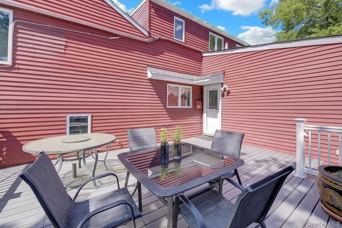 3477 Woodward Street, Hempstead, NY, 3 Bedrooms Bedrooms, 7 Rooms Rooms,2 BathroomsBathrooms,Residential,For Rent,Woodward,0,1026328 3477 Woodward Street, Hempstead, NY, 3 Bedrooms Bedrooms, 7 Rooms Rooms,2 BathroomsBathrooms,Residential,For Rent,Woodward,0,1026328