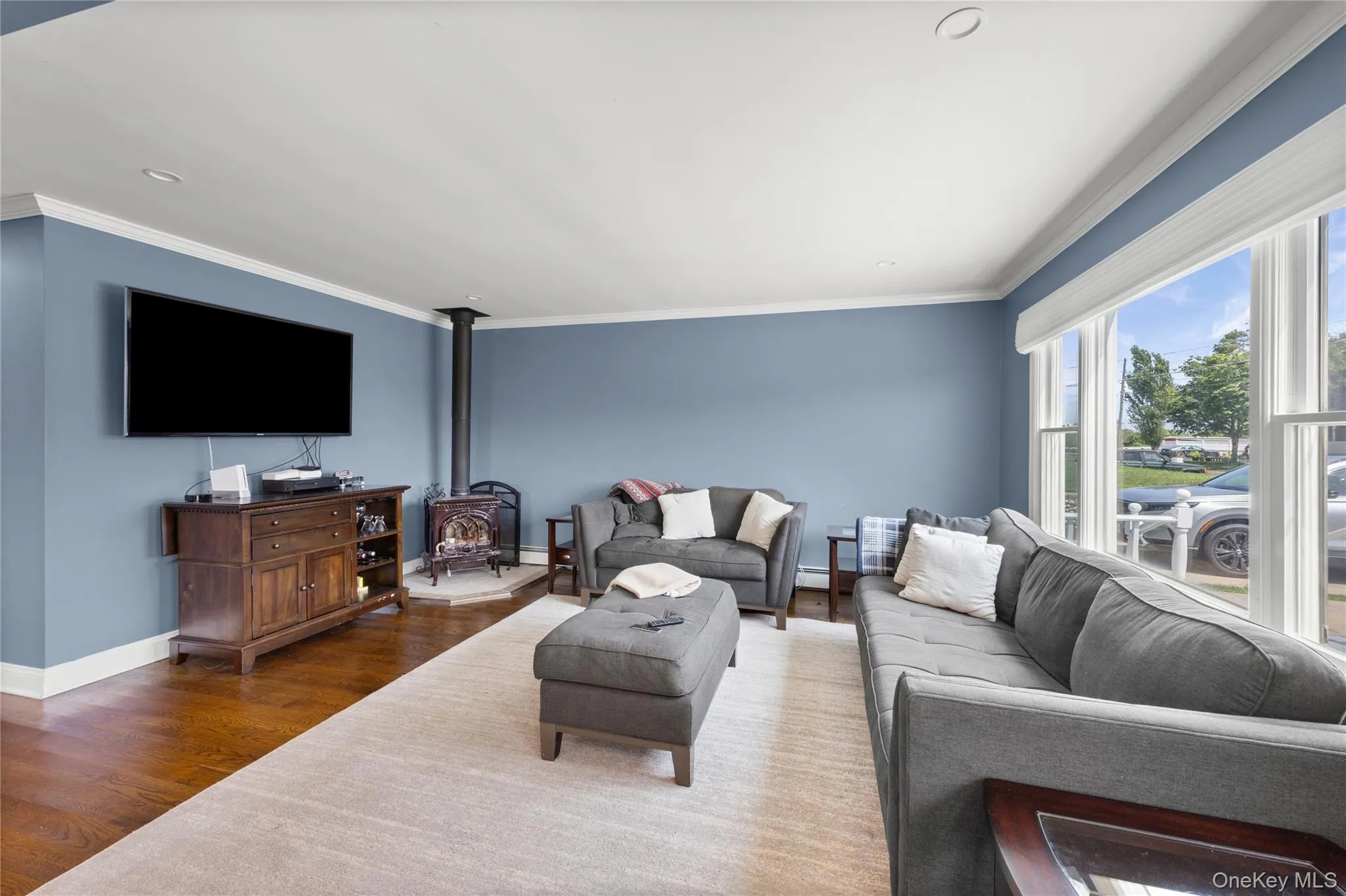 7 Edwards Drive, Brookhaven, NY, 3 Bedrooms Bedrooms, 5 Rooms Rooms,1 BathroomBathrooms,Residential,For Rent,Edwards,0,1026337 7 Edwards Drive, Brookhaven, NY, 3 Bedrooms Bedrooms, 5 Rooms Rooms,1 BathroomBathrooms,Residential,For Rent,Edwards,0,1026337
