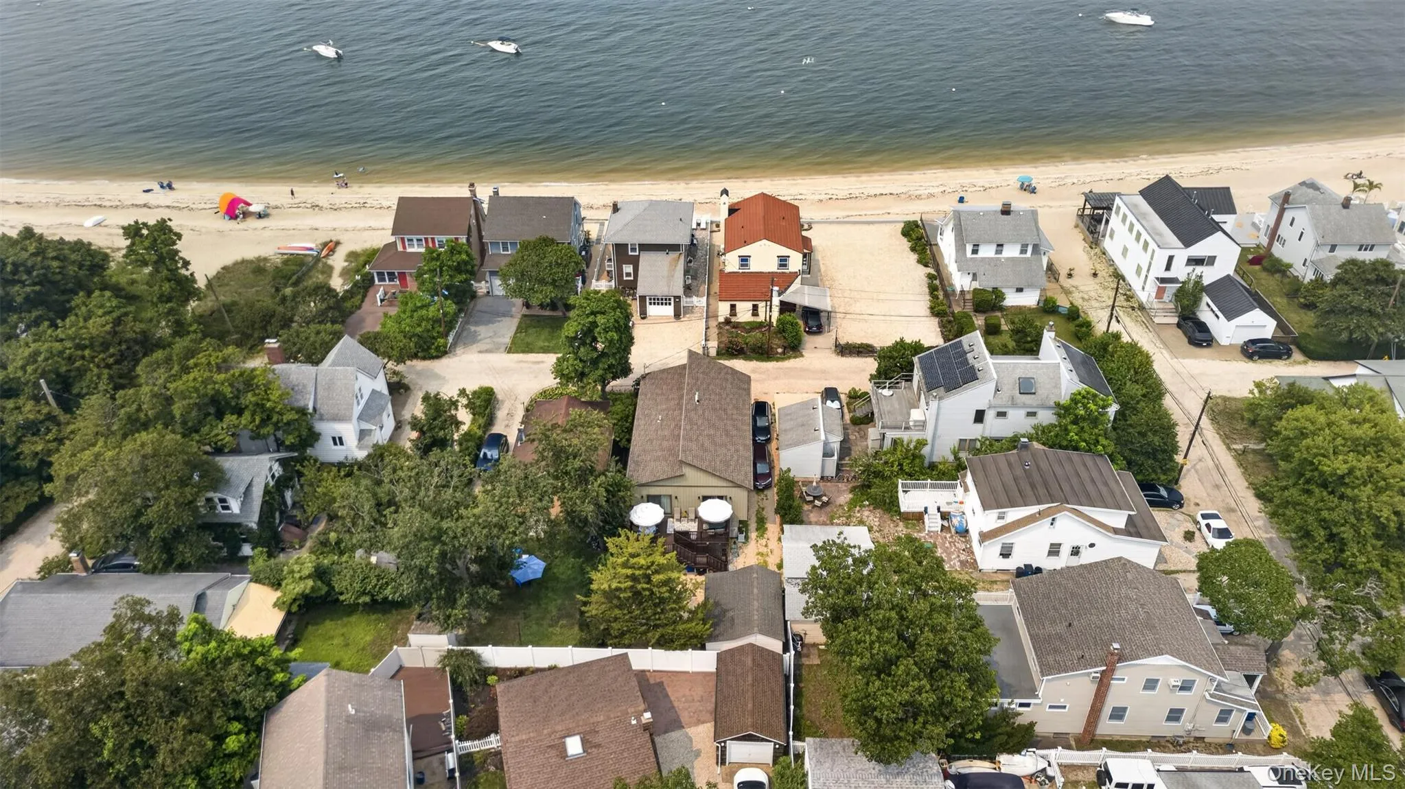 6 Howard Road, Oyster Bay, NY, 2 Bedrooms Bedrooms, 5 Rooms Rooms,3 BathroomsBathrooms,Residential,For Rent,Howard,0,1026338 6 Howard Road, Oyster Bay, NY, 2 Bedrooms Bedrooms, 5 Rooms Rooms,3 BathroomsBathrooms,Residential,For Rent,Howard,0,1026338