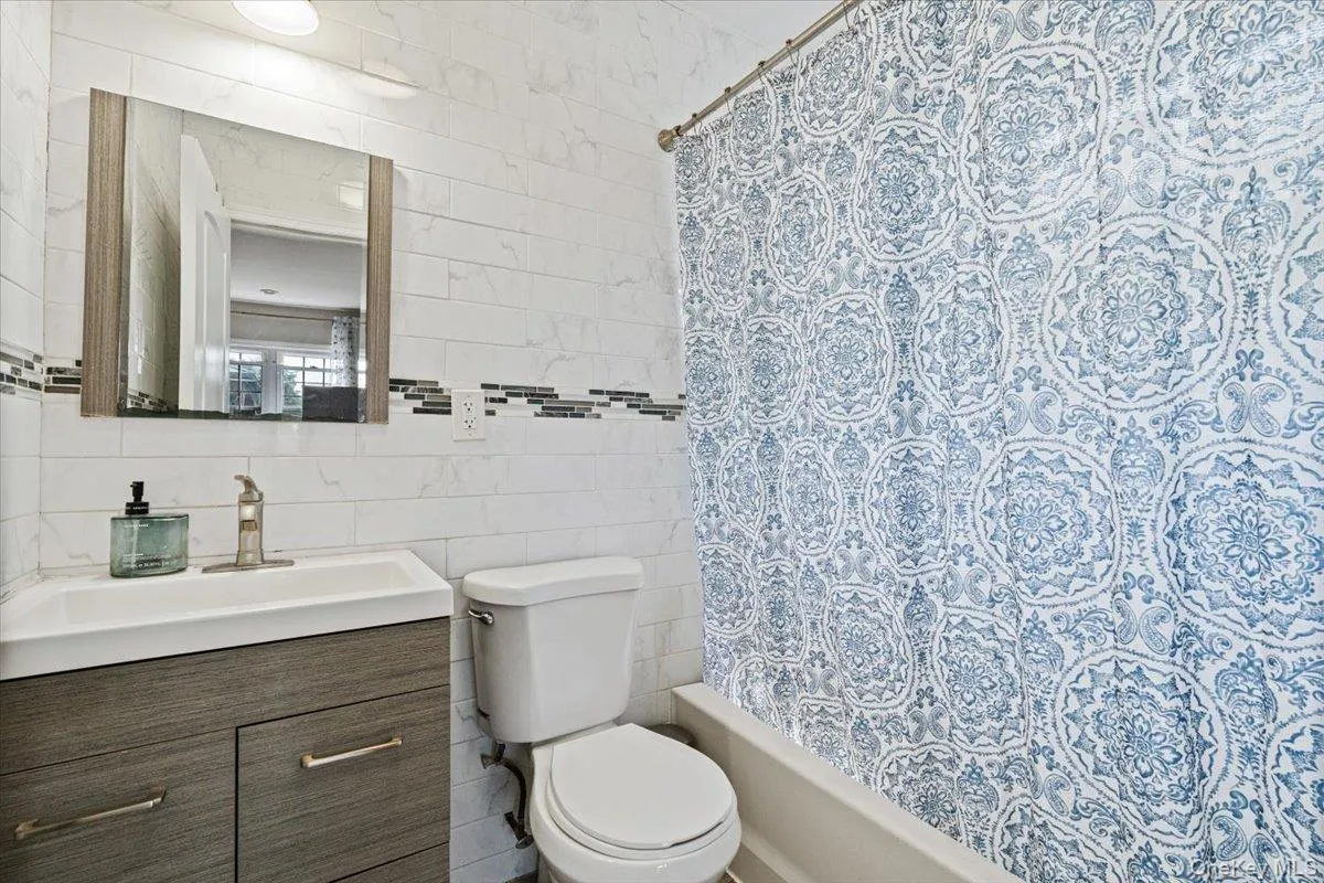 18710 121st Avenue, New York, NY, 4 Bedrooms Bedrooms, 8 Rooms Rooms,2 BathroomsBathrooms,Residential,For Rent,121st,0,1026341 18710 121st Avenue, New York, NY, 4 Bedrooms Bedrooms, 8 Rooms Rooms,2 BathroomsBathrooms,Residential,For Rent,121st,0,1026341