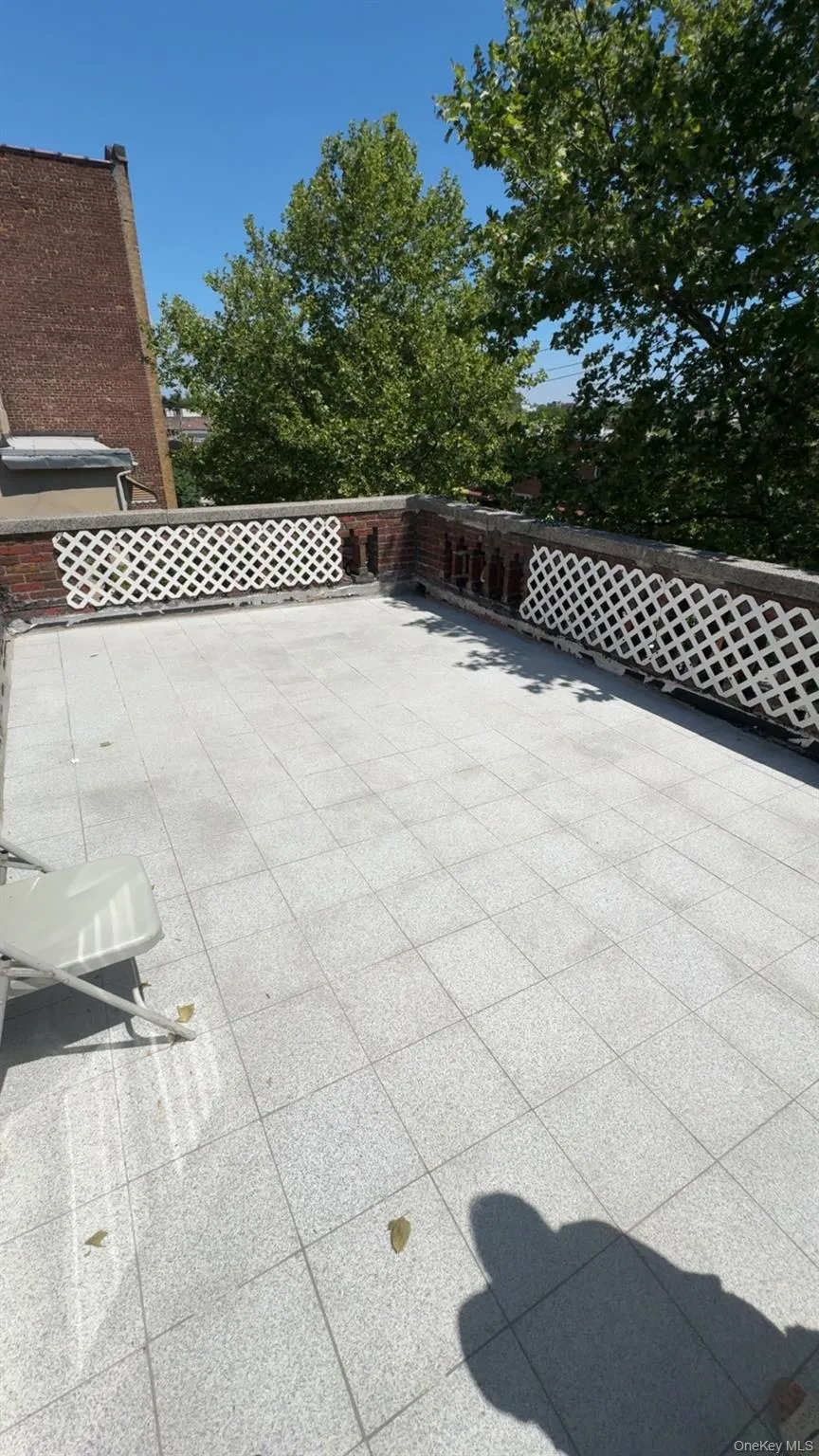 Large Balcony Space Large Balcony Space