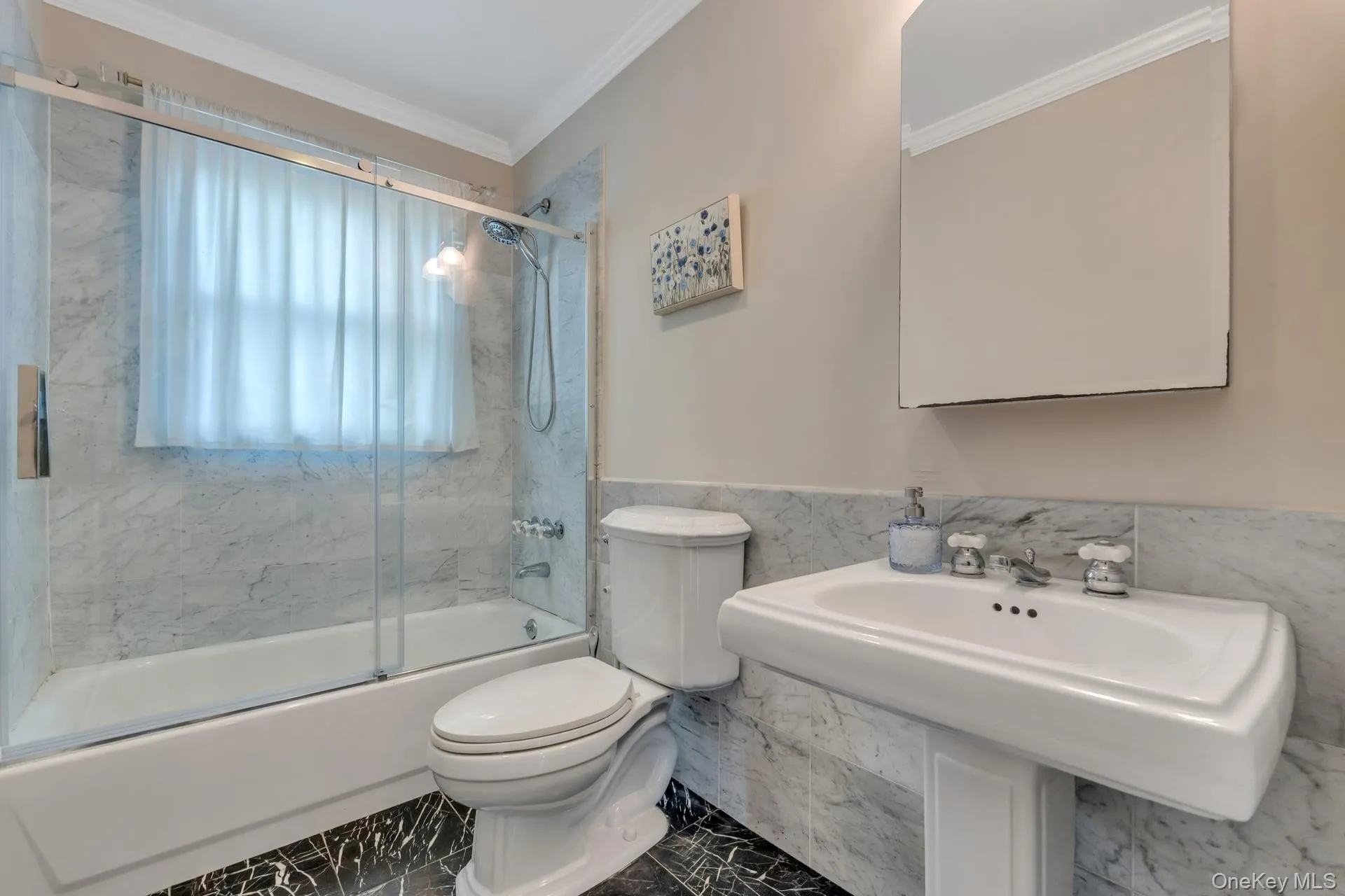 230 Islip Road, Islip, NY, 7 Bedrooms Bedrooms, 16 Rooms Rooms,4 BathroomsBathrooms,Residential,For Rent,Islip,0,1026344 230 Islip Road, Islip, NY, 7 Bedrooms Bedrooms, 16 Rooms Rooms,4 BathroomsBathrooms,Residential,For Rent,Islip,0,1026344