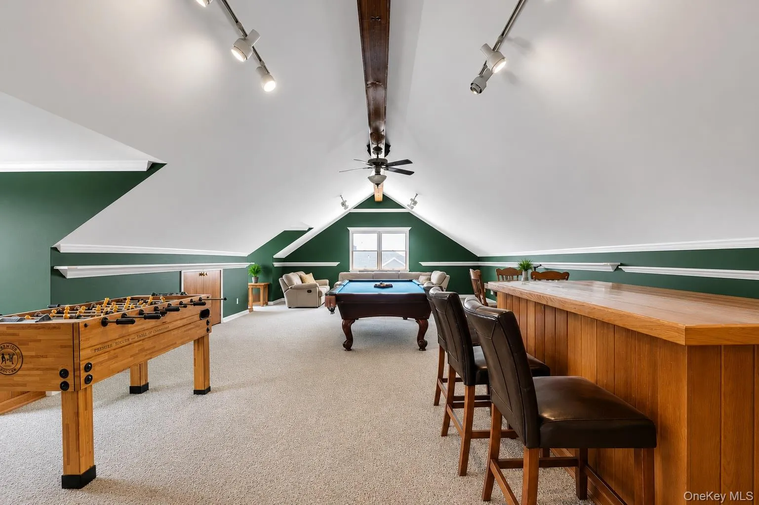 230 Islip Road, Islip, NY, 7 Bedrooms Bedrooms, 16 Rooms Rooms,4 BathroomsBathrooms,Residential,For Rent,Islip,0,1026344 230 Islip Road, Islip, NY, 7 Bedrooms Bedrooms, 16 Rooms Rooms,4 BathroomsBathrooms,Residential,For Rent,Islip,0,1026344