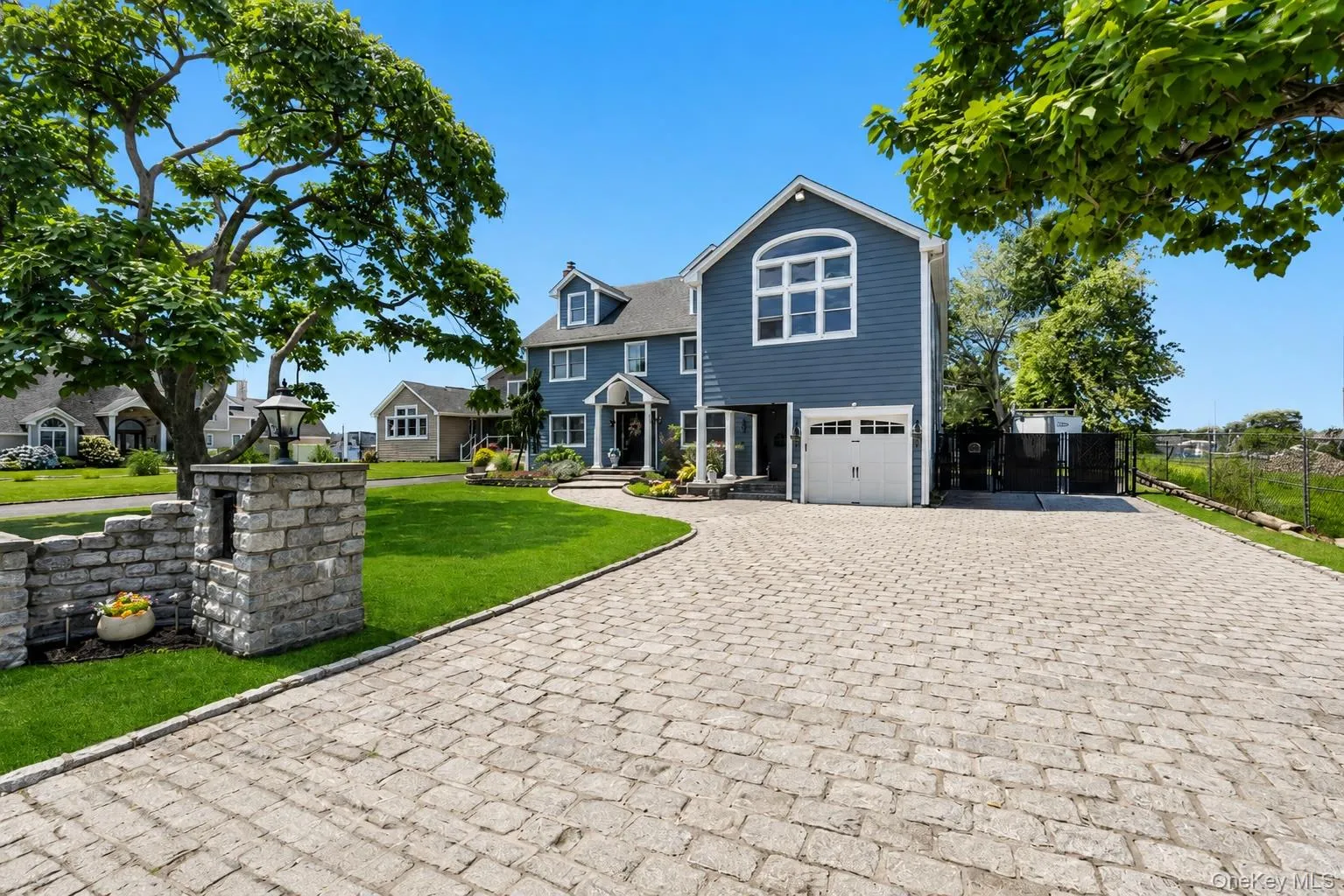 230 Islip Road, Islip, NY, 7 Bedrooms Bedrooms, 16 Rooms Rooms,4 BathroomsBathrooms,Residential,For Rent,Islip,0,1026344 230 Islip Road, Islip, NY, 7 Bedrooms Bedrooms, 16 Rooms Rooms,4 BathroomsBathrooms,Residential,For Rent,Islip,0,1026344