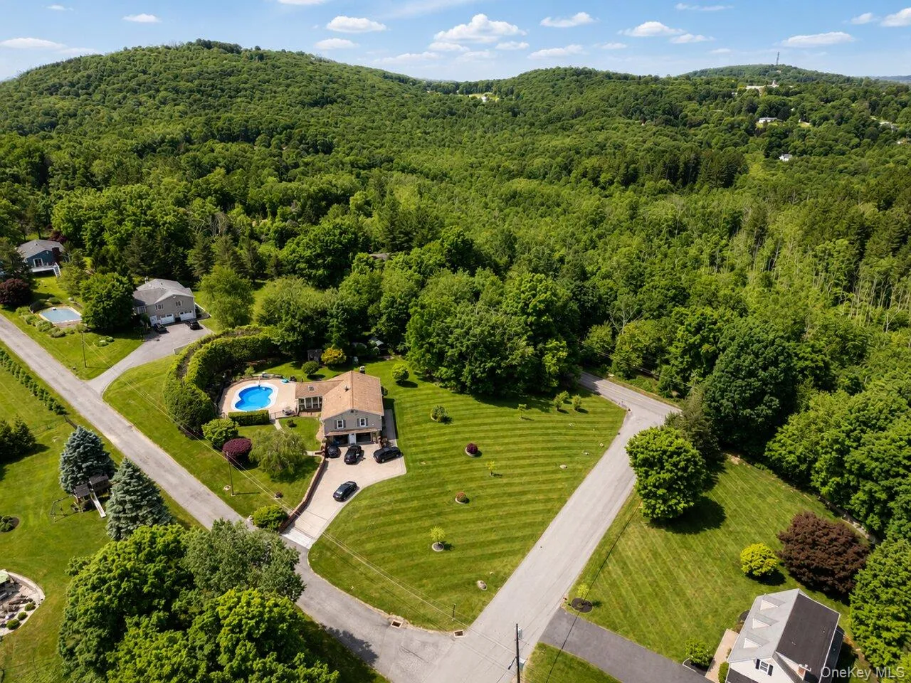 4 Shana Lane, Carmel, NY, 3 Bedrooms Bedrooms, 8 Rooms Rooms,2 BathroomsBathrooms,Residential,For Rent,Shana,0,1026345 4 Shana Lane, Carmel, NY, 3 Bedrooms Bedrooms, 8 Rooms Rooms,2 BathroomsBathrooms,Residential,For Rent,Shana,0,1026345